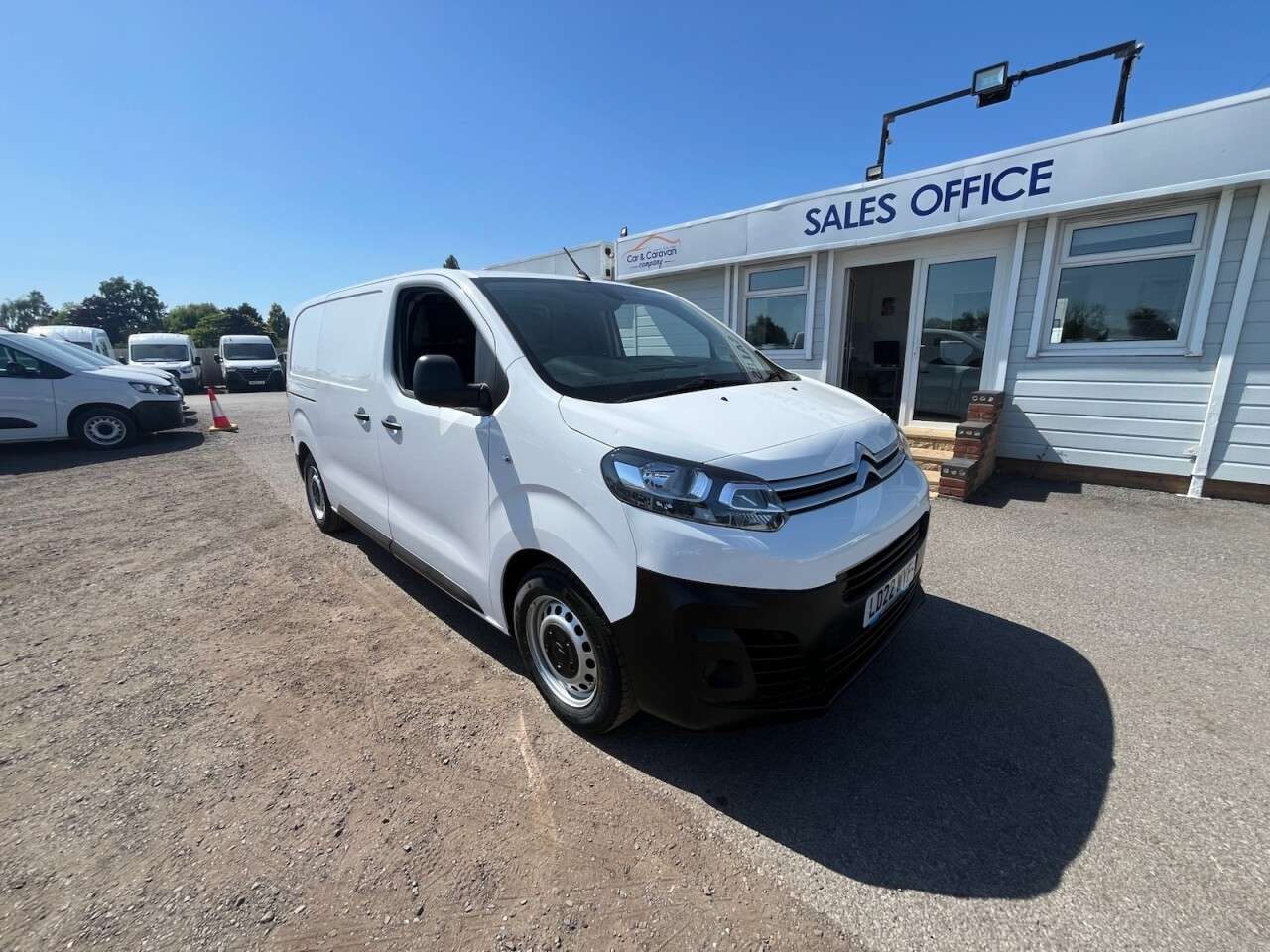 A 2022 CITROEN DISPATCH 1.5 BlueHDi 1000 Enterprise Pro M Panel Van 6dr Diesel Manual FWD 2 Euro 6 A 2022 CITROEN DISPATCH 1.5 BlueHDi 1000 Enterprise Pro M Panel Van 6dr Diesel Manual FWD 2 Euro 6
