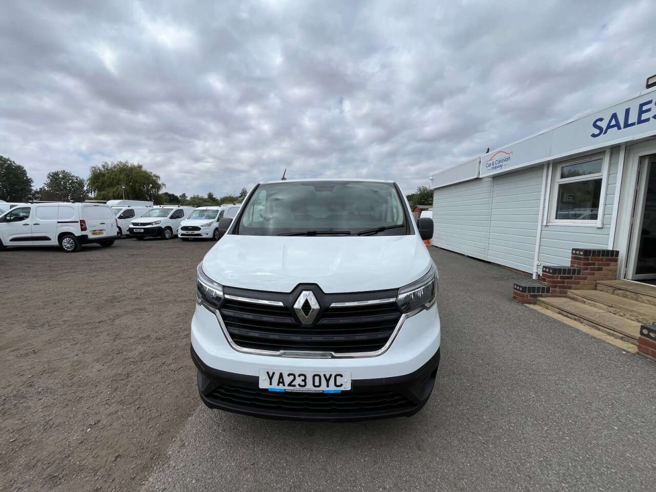 A 2023 RENAULT TRAFIC 2.0 dCi Blue LL30 Start Panel Van 5dr Diesel Manual L2 H1 Euro 6 (s/s) (130 A 2023 RENAULT TRAFIC 2.0 dCi Blue LL30 Start Panel Van 5dr Diesel Manual L2 H1 Euro 6 (s/s) (130