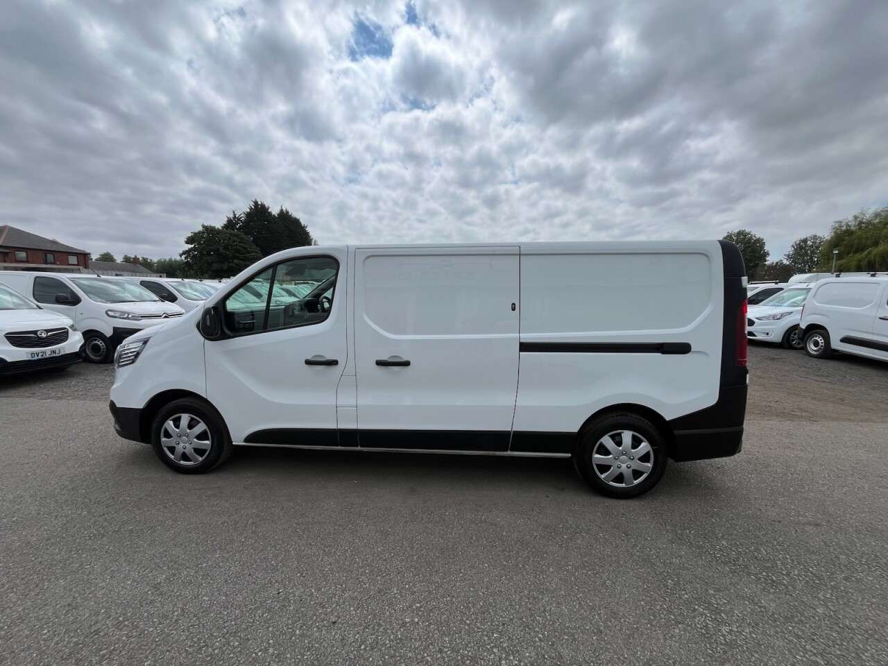 2023 RENAULT TRAFIC 2023 RENAULT TRAFIC