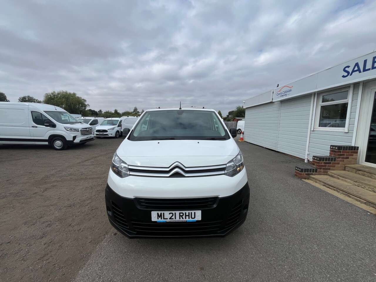 A 2021 CITROEN DISPATCH 1.5 BlueHDi 1000 Enterprise M Panel Van 6dr Diesel Manual FWD 2 Euro 6 (s/s A 2021 CITROEN DISPATCH 1.5 BlueHDi 1000 Enterprise M Panel Van 6dr Diesel Manual FWD 2 Euro 6 (s/s