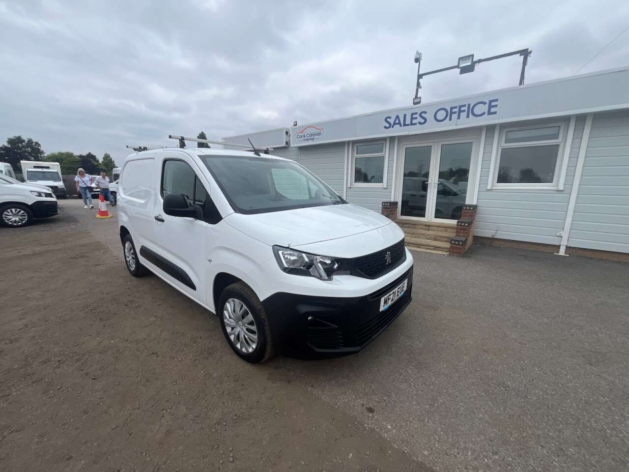 A 2021 PEUGEOT PARTNER 1.5 BlueHDi 1000 Professional Standard Panel Van 5dr Diesel Manual SWB Euro A 2021 PEUGEOT PARTNER 1.5 BlueHDi 1000 Professional Standard Panel Van 5dr Diesel Manual SWB Euro