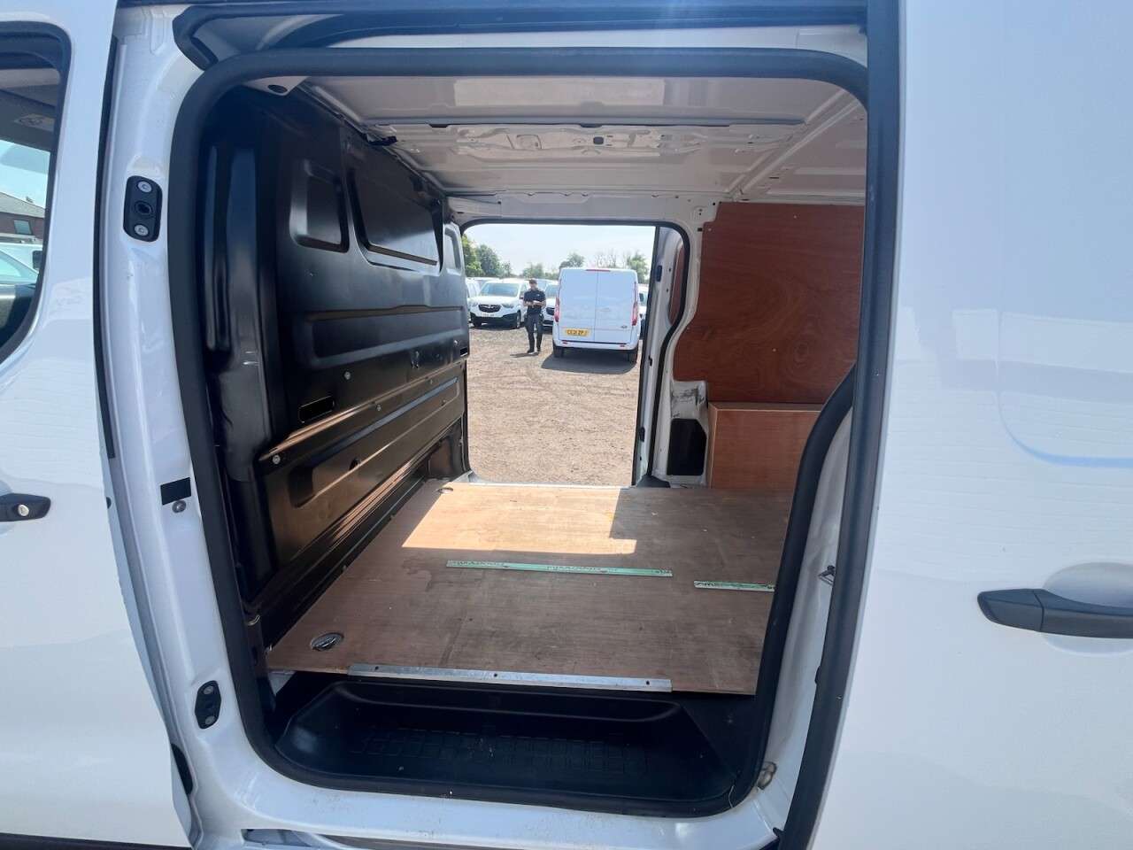 2022 VAUXHALL VIVARO 2022 VAUXHALL VIVARO
