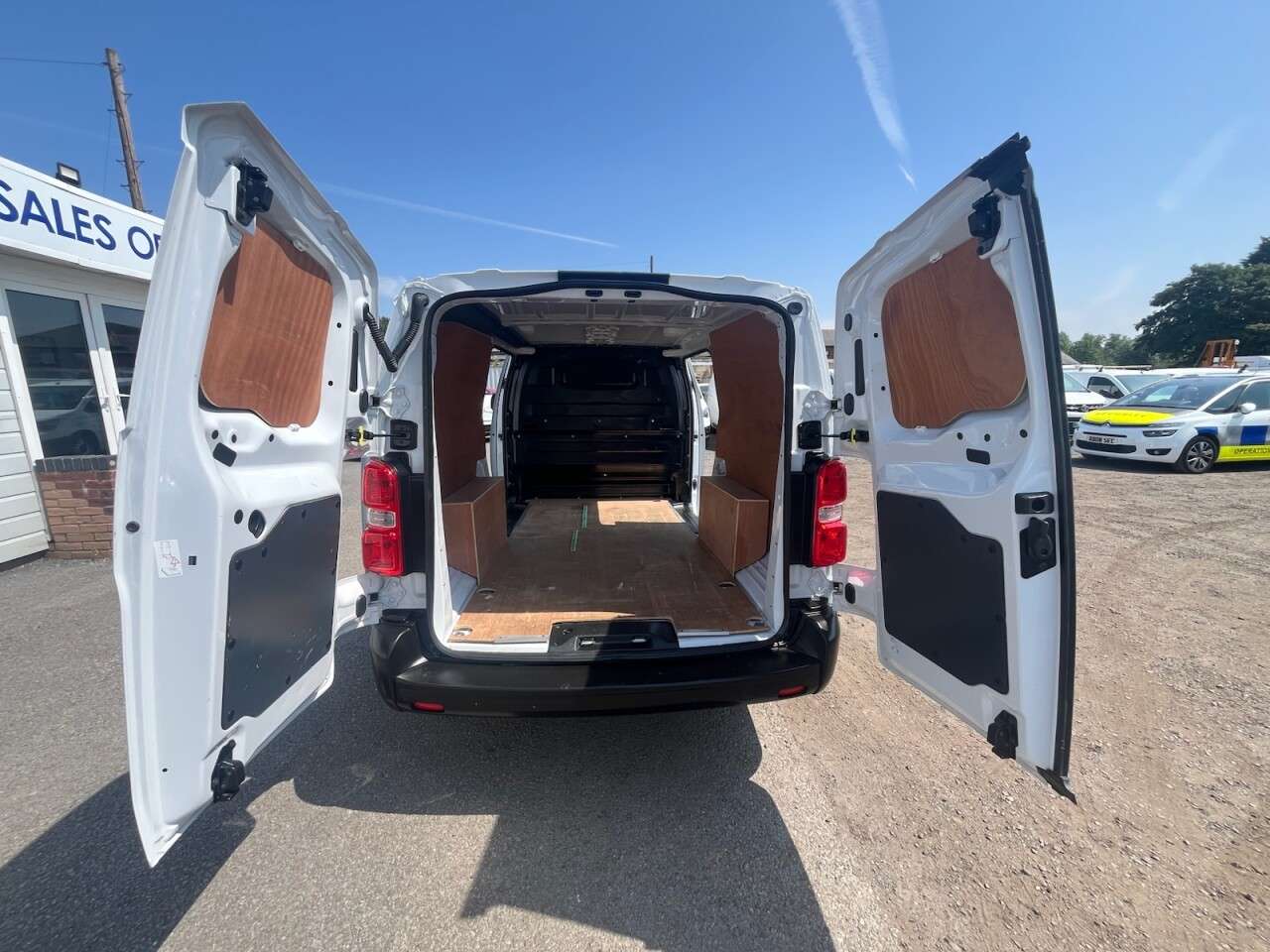 2022 VAUXHALL VIVARO 2022 VAUXHALL VIVARO