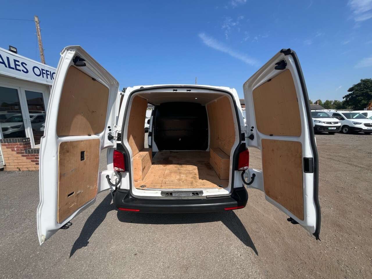 2023 VOLKSWAGEN TRANSPORTER 2023 VOLKSWAGEN TRANSPORTER