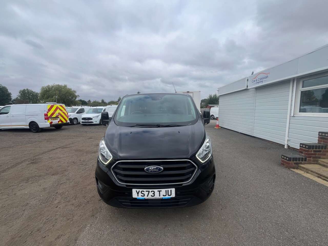 A 2023 FORD TRANSIT CUSTOM 2.0 280 EcoBlue Limited Panel Van 5dr Diesel Manual L1 H1 Euro 6 (s/s) (130 A 2023 FORD TRANSIT CUSTOM 2.0 280 EcoBlue Limited Panel Van 5dr Diesel Manual L1 H1 Euro 6 (s/s) (130