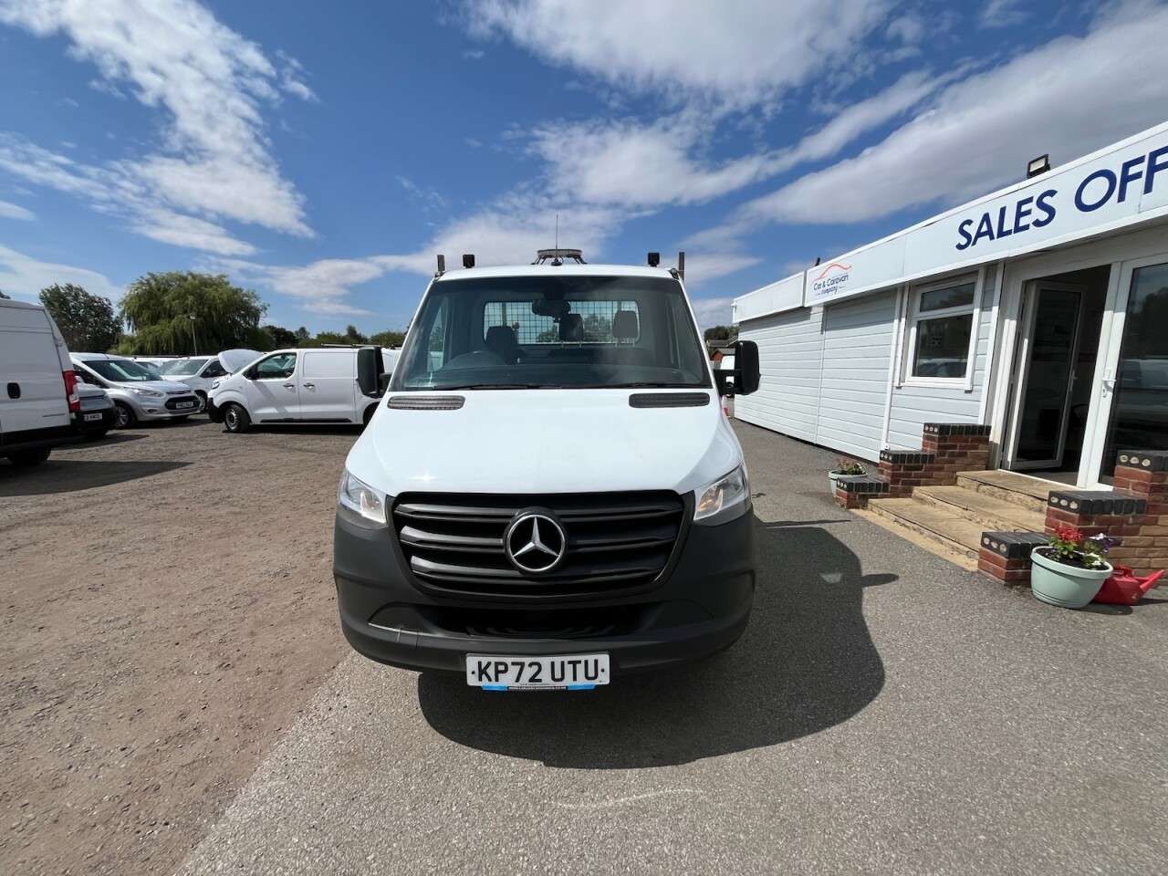 A 2022 MERCEDES-BENZ SPRINTER 2.0 315 CDI Progressive Dropside 2dr Diesel Manual RWD L3 Euro 6 (s/s) (150 A 2022 MERCEDES-BENZ SPRINTER 2.0 315 CDI Progressive Dropside 2dr Diesel Manual RWD L3 Euro 6 (s/s) (150