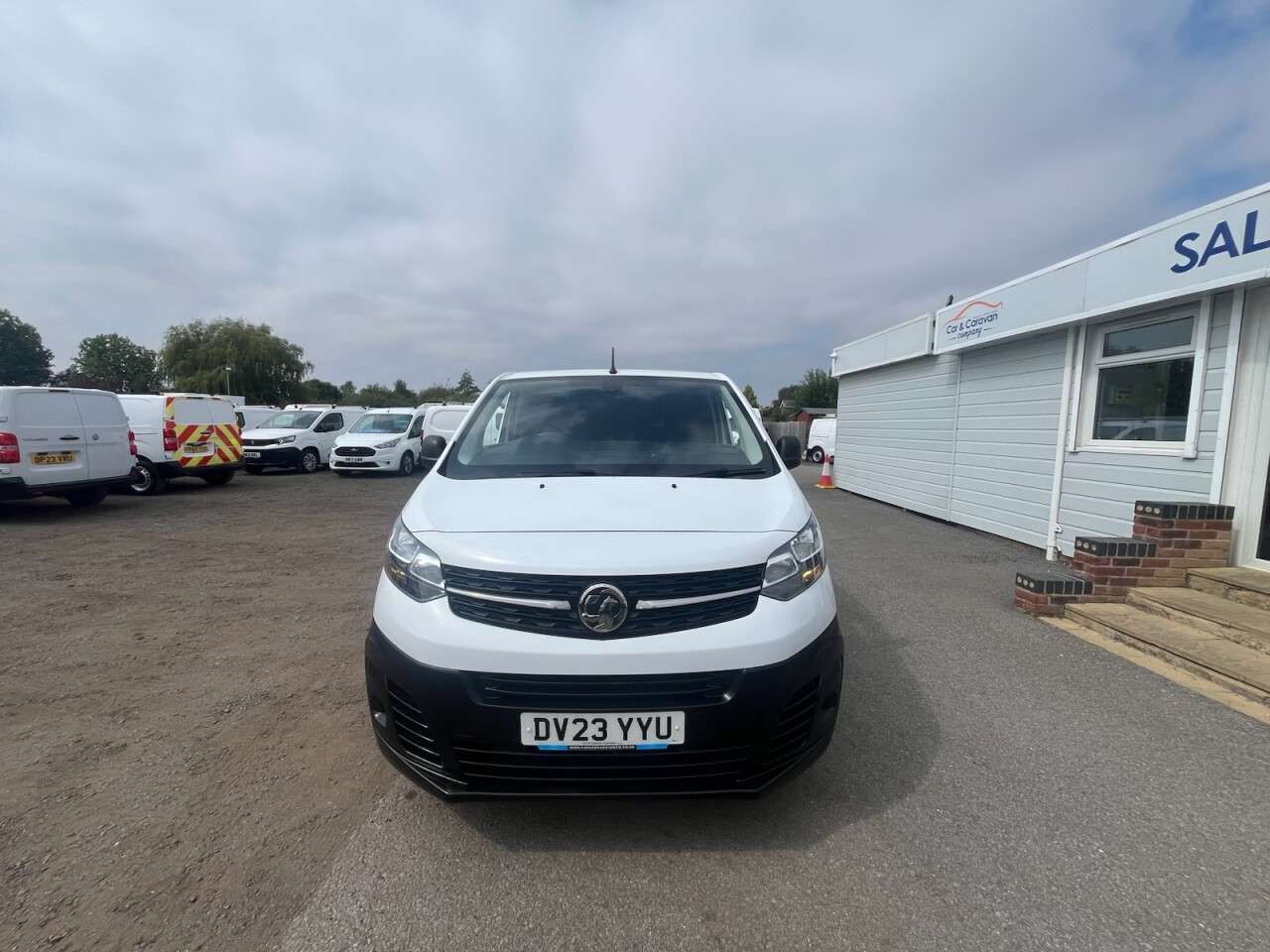 A 2023 VAUXHALL VIVARO 1.5 Turbo D 2900 Prime Panel Van 6dr Diesel Manual L1 H1 Euro 6 (s/s) (100 A 2023 VAUXHALL VIVARO 1.5 Turbo D 2900 Prime Panel Van 6dr Diesel Manual L1 H1 Euro 6 (s/s) (100