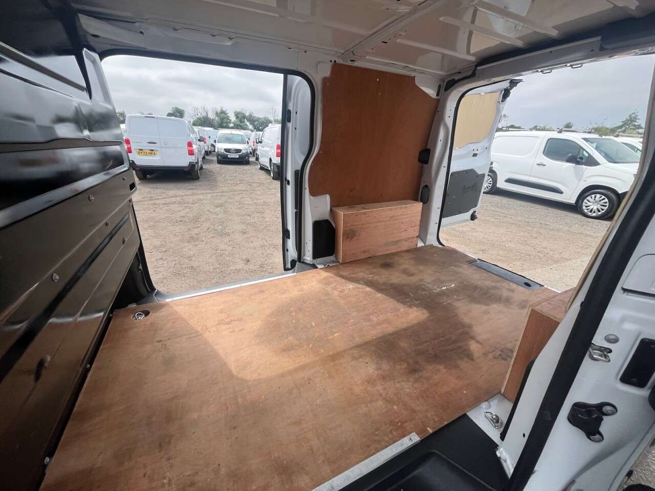 2023 VAUXHALL VIVARO 2023 VAUXHALL VIVARO