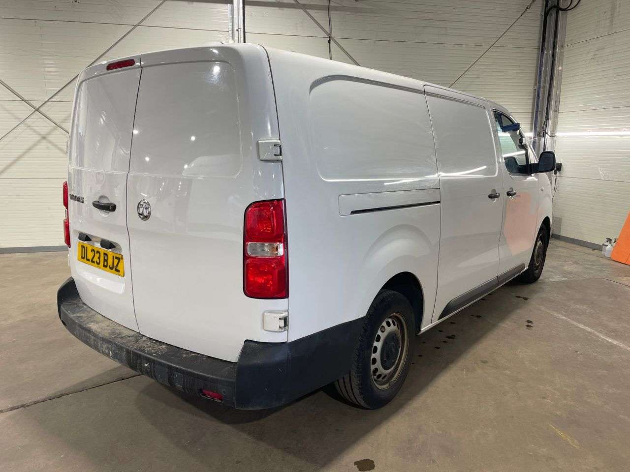 A 2023 VAUXHALL VIVARO 1.5 Turbo D 2900 Prime Panel Van 6dr Diesel Manual L2 H1 Euro 6 (s/s) (100 A 2023 VAUXHALL VIVARO 1.5 Turbo D 2900 Prime Panel Van 6dr Diesel Manual L2 H1 Euro 6 (s/s) (100