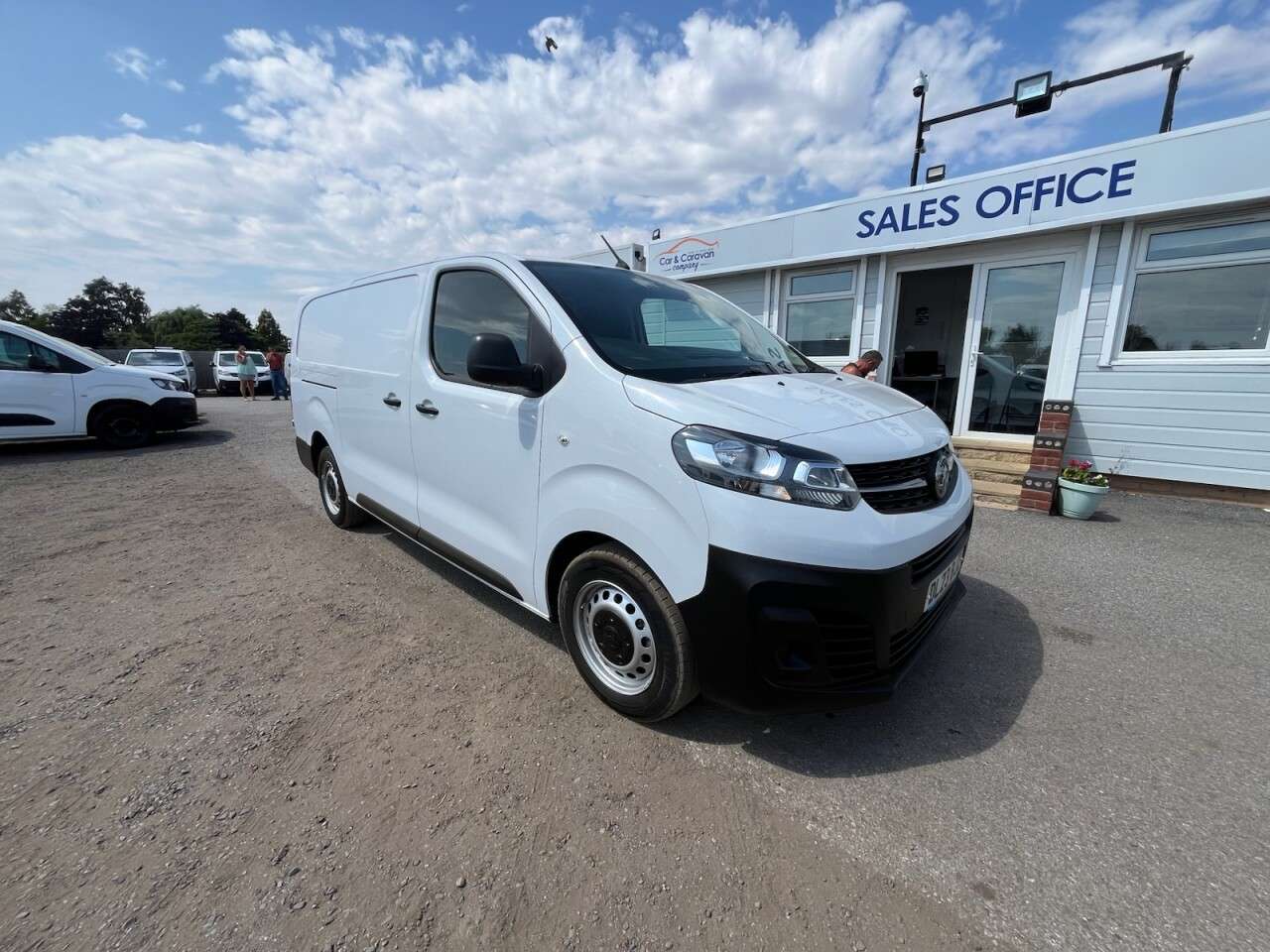 A 2023 VAUXHALL VIVARO 1.5 Turbo D 2900 Prime Panel Van 6dr Diesel Manual L2 H1 Euro 6 (s/s) (100 A 2023 VAUXHALL VIVARO 1.5 Turbo D 2900 Prime Panel Van 6dr Diesel Manual L2 H1 Euro 6 (s/s) (100