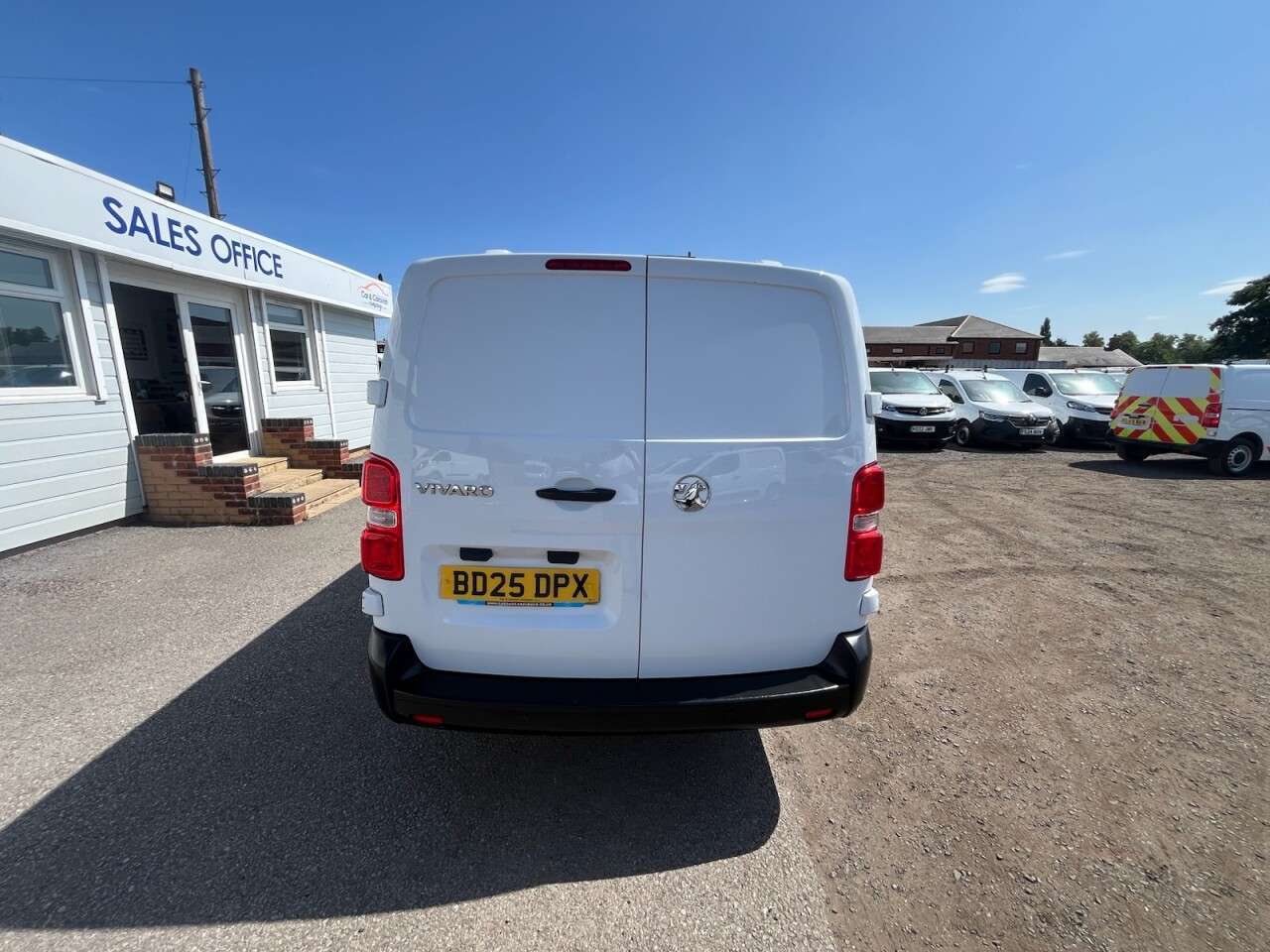 2025 VAUXHALL VIVARO 2025 VAUXHALL VIVARO