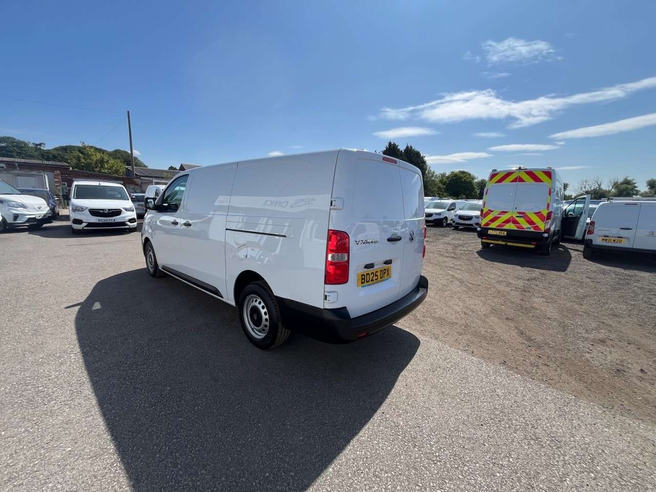 2025 VAUXHALL VIVARO 2025 VAUXHALL VIVARO