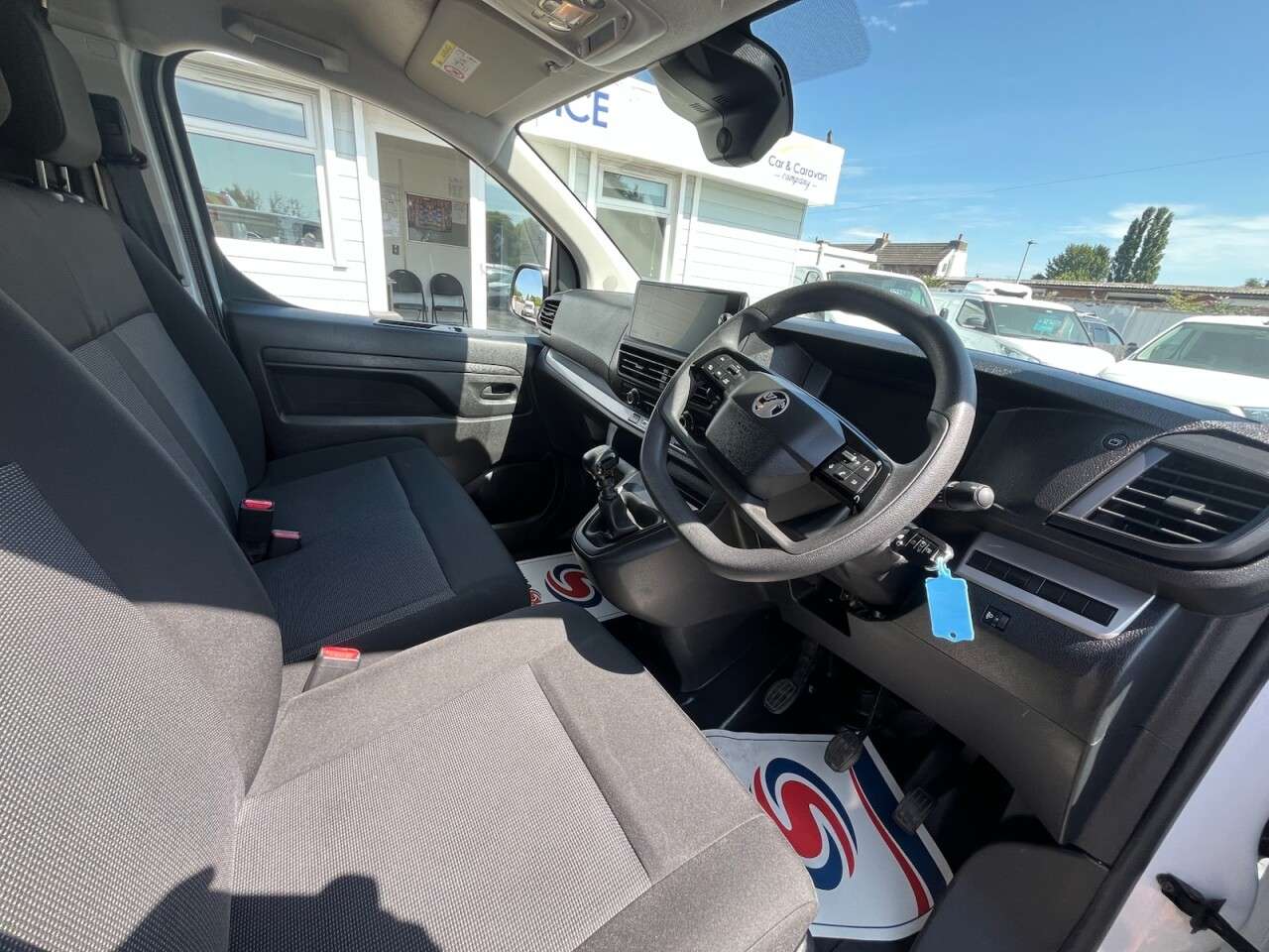 2025 VAUXHALL VIVARO 2025 VAUXHALL VIVARO