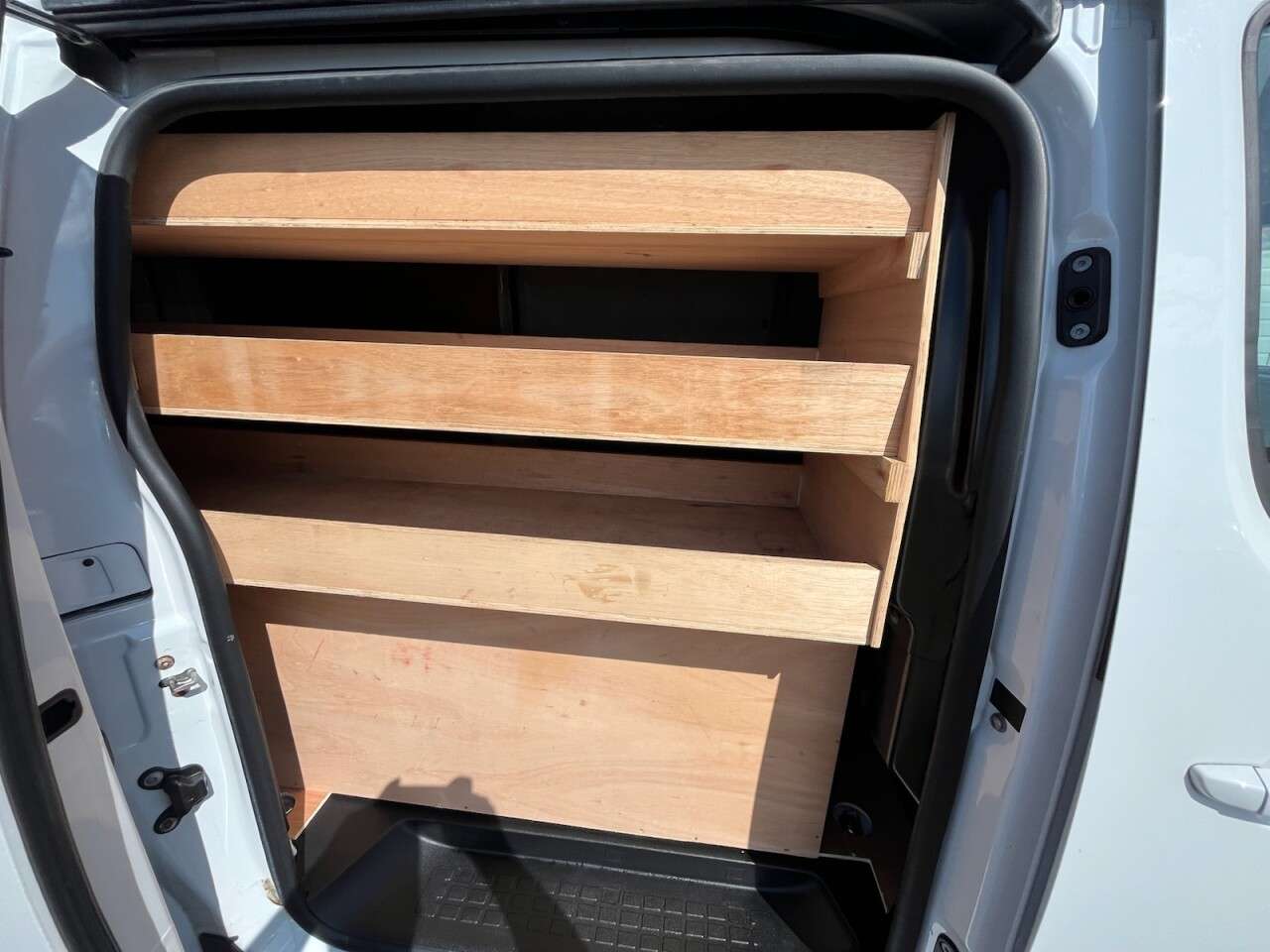2023 VAUXHALL VIVARO 2023 VAUXHALL VIVARO