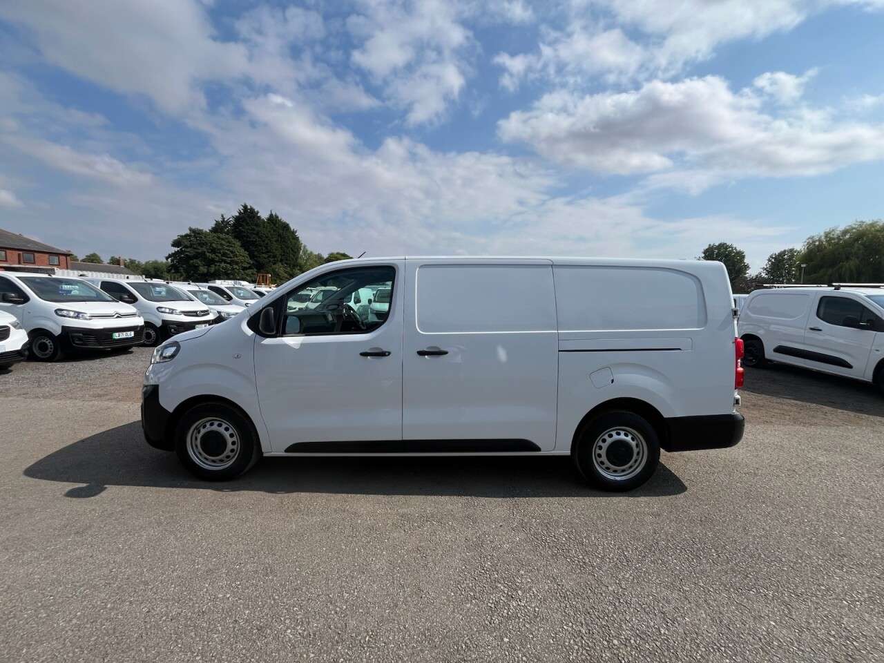 2022 VAUXHALL VIVARO 2022 VAUXHALL VIVARO