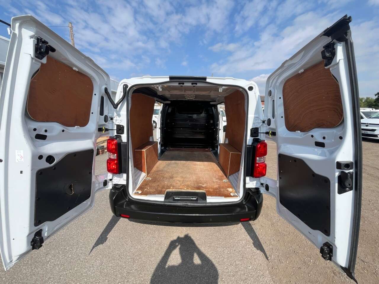 2022 VAUXHALL VIVARO 2022 VAUXHALL VIVARO