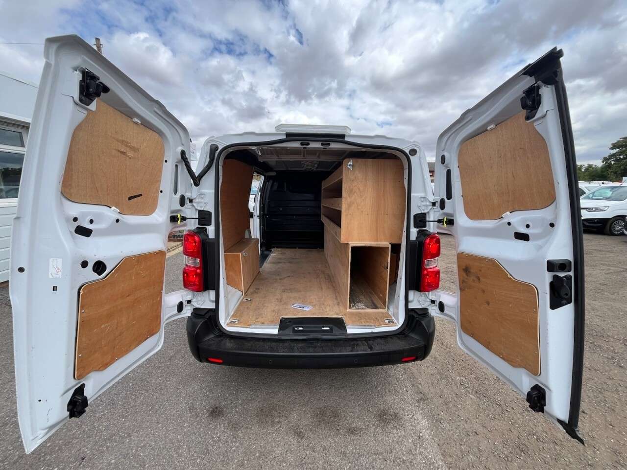 2023 VAUXHALL VIVARO 2023 VAUXHALL VIVARO