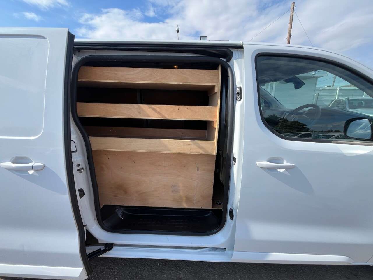 2023 VAUXHALL VIVARO 2023 VAUXHALL VIVARO