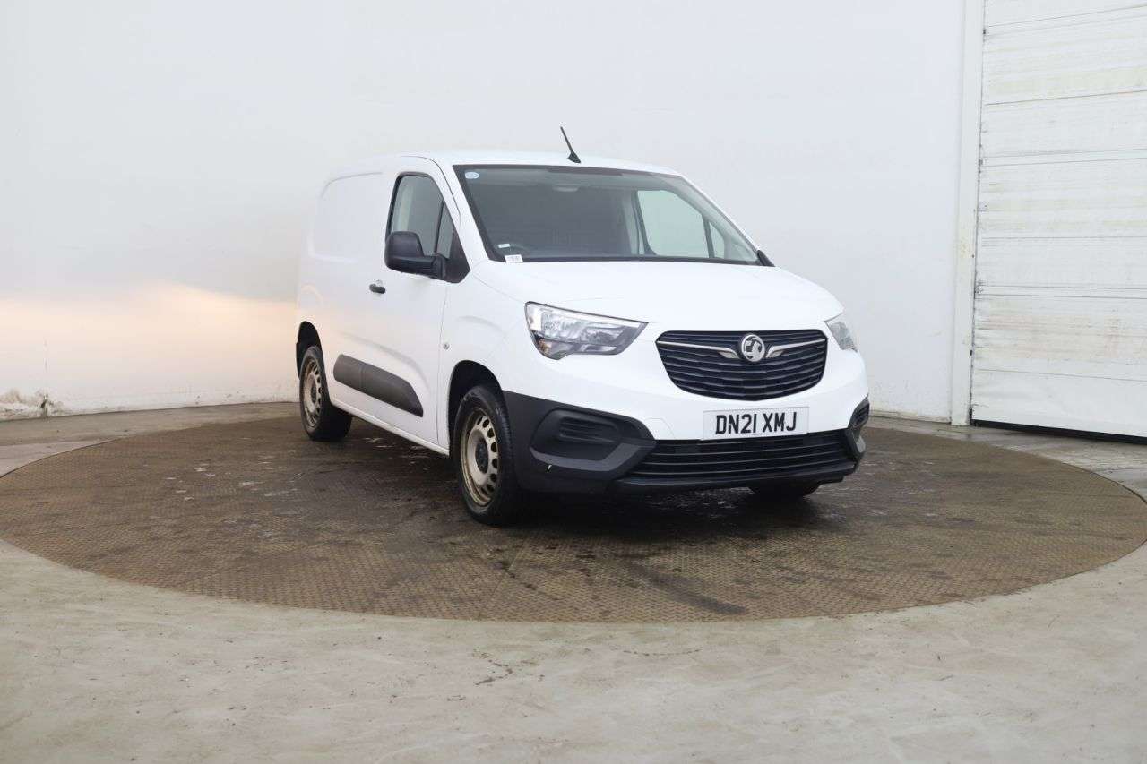 A 2021 VAUXHALL COMBO 1.5 Turbo D 2300 Dynamic Panel Van 4dr Diesel Manual L1 H1 Euro 6 (100 ps) A 2021 VAUXHALL COMBO 1.5 Turbo D 2300 Dynamic Panel Van 4dr Diesel Manual L1 H1 Euro 6 (100 ps)