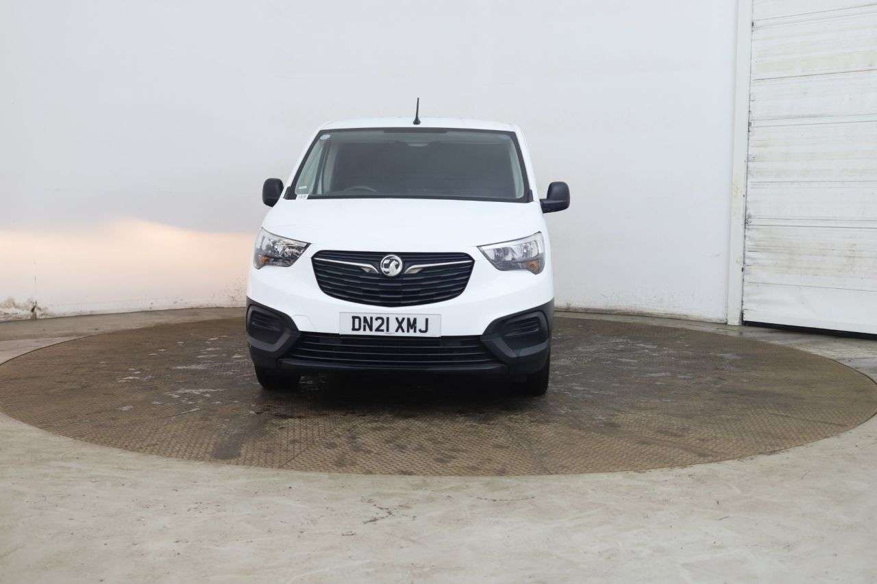 A 2021 VAUXHALL COMBO 1.5 Turbo D 2300 Dynamic Panel Van 4dr Diesel Manual L1 H1 Euro 6 (100 ps) A 2021 VAUXHALL COMBO 1.5 Turbo D 2300 Dynamic Panel Van 4dr Diesel Manual L1 H1 Euro 6 (100 ps)