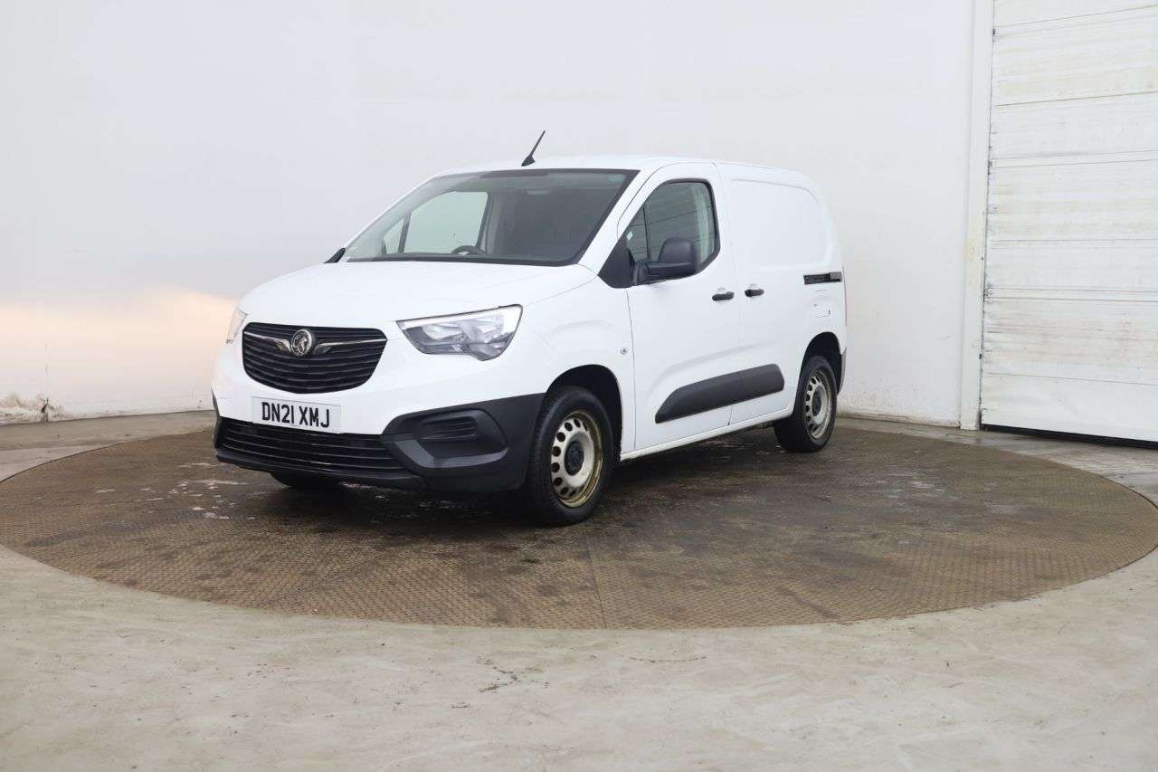 A 2021 VAUXHALL COMBO 1.5 Turbo D 2300 Dynamic Panel Van 4dr Diesel Manual L1 H1 Euro 6 (100 ps) A 2021 VAUXHALL COMBO 1.5 Turbo D 2300 Dynamic Panel Van 4dr Diesel Manual L1 H1 Euro 6 (100 ps)