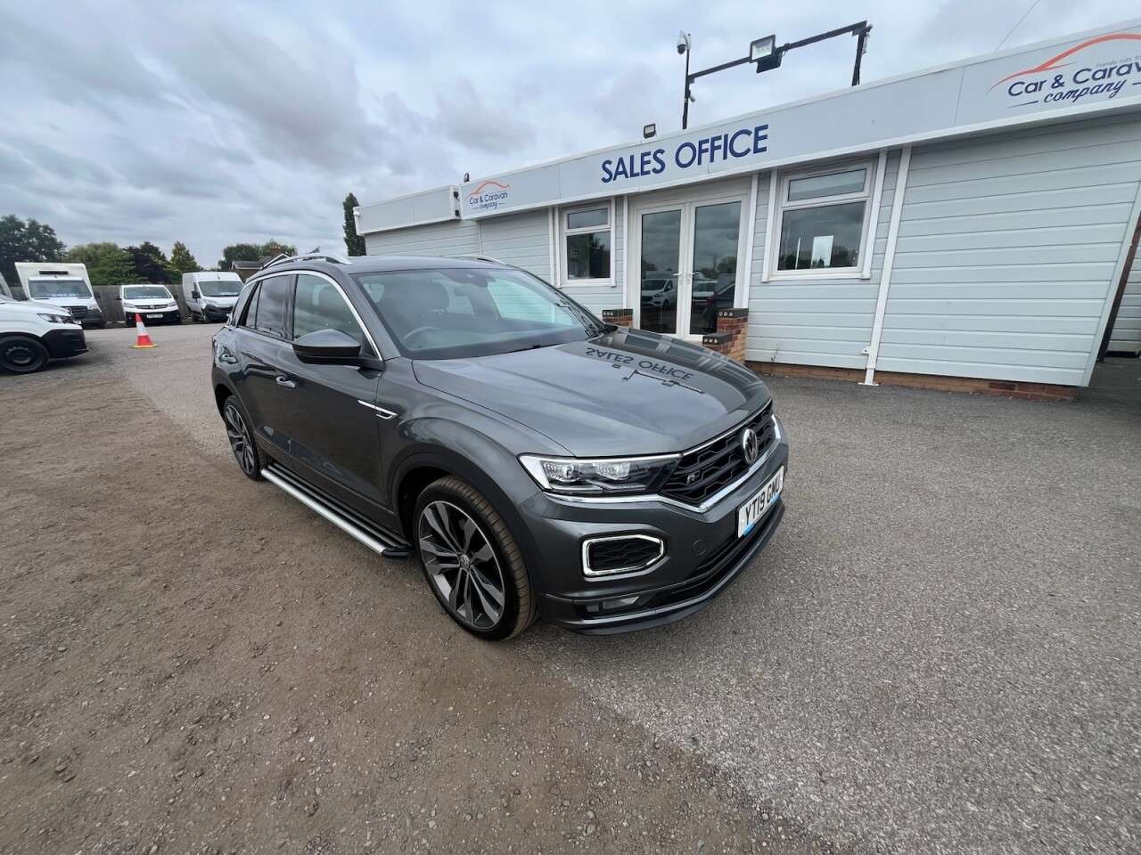 A 2019 VOLKSWAGEN T-ROC 1.6 TDI R-Line SUV 5dr Diesel Manual Euro 6 (s/s) (115 ps) * FINANCE AVAILA A 2019 VOLKSWAGEN T-ROC 1.6 TDI R-Line SUV 5dr Diesel Manual Euro 6 (s/s) (115 ps) * FINANCE AVAILA