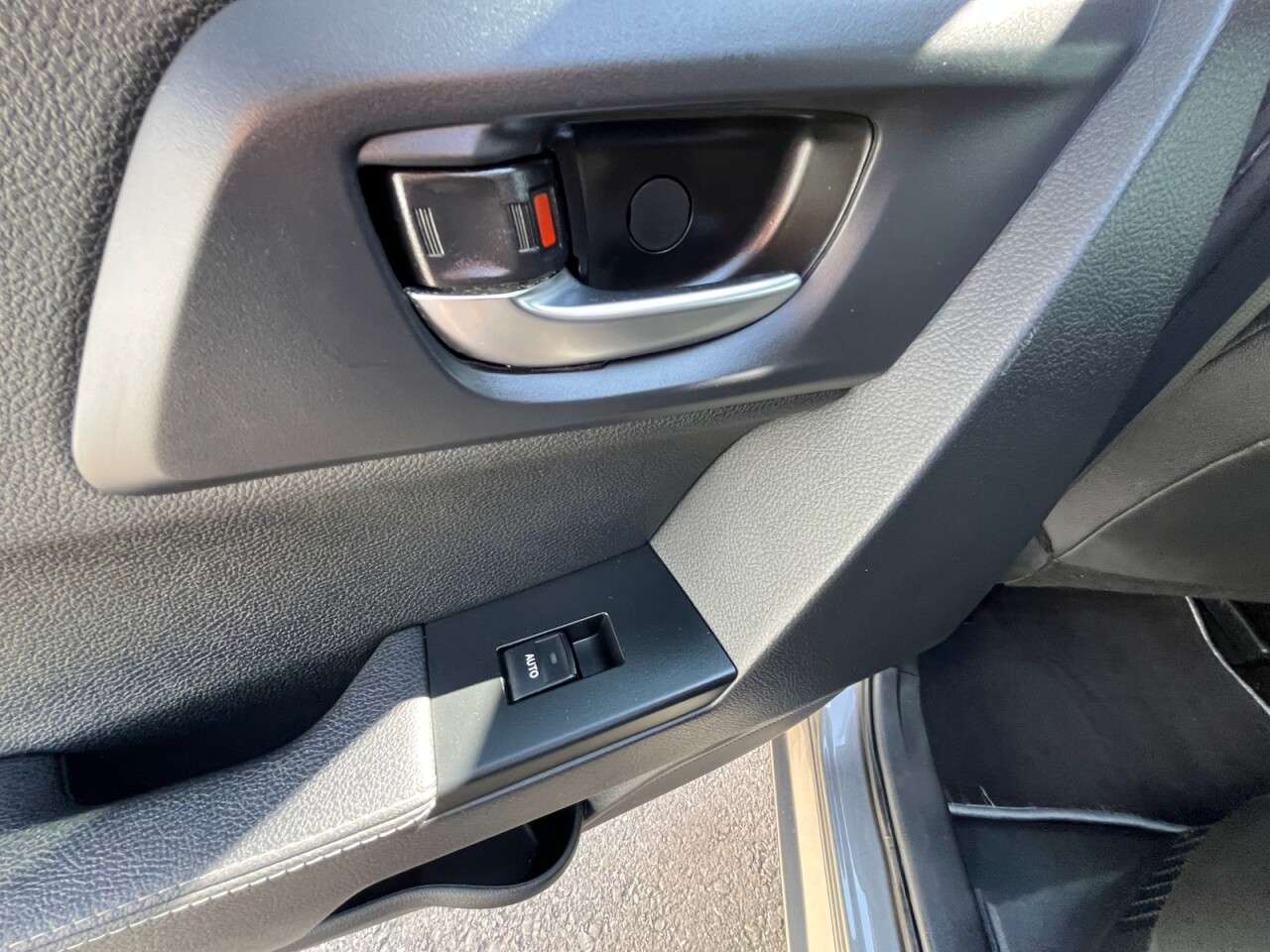 2018 TOYOTA AURIS 2018 TOYOTA AURIS