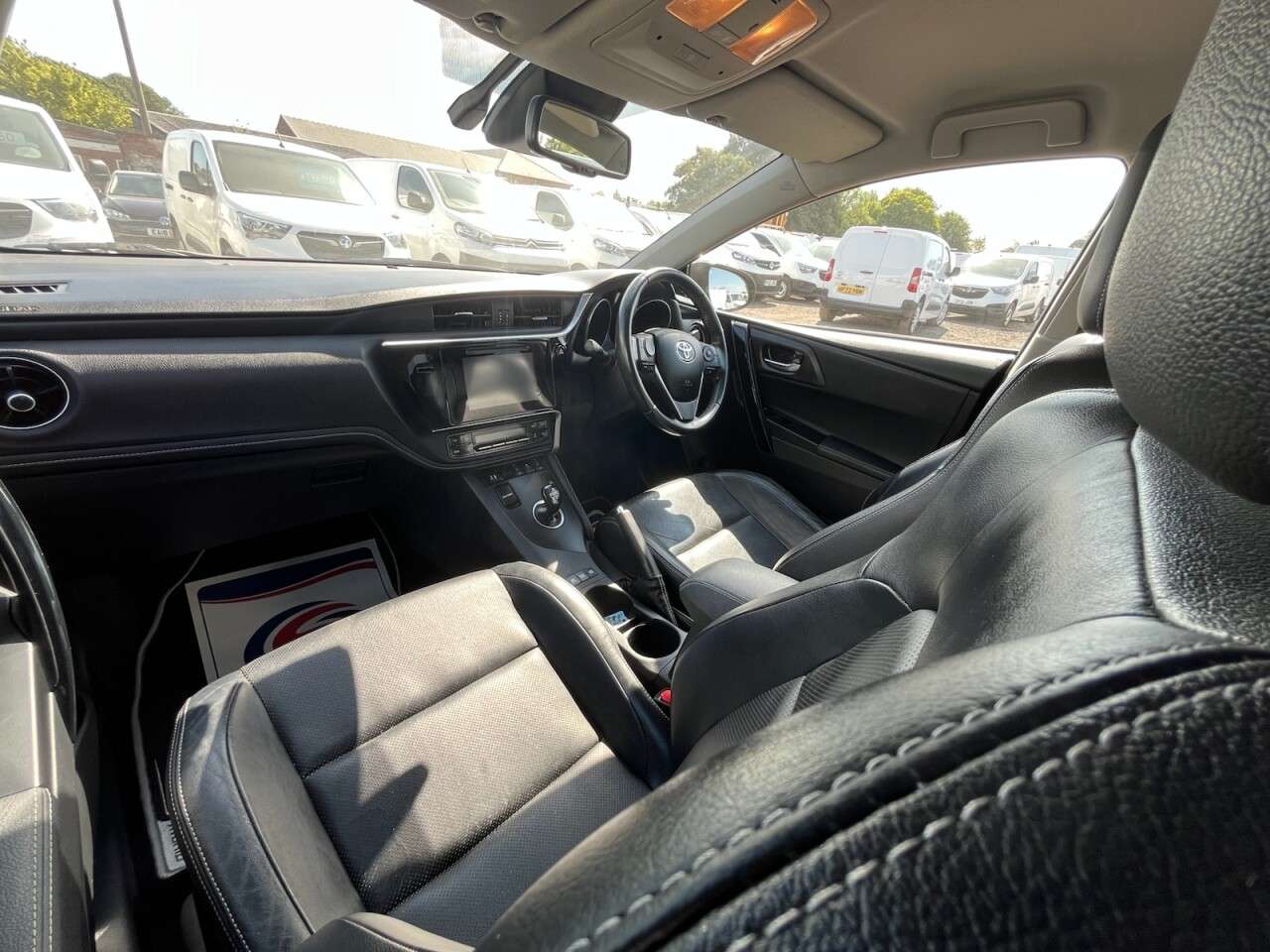 2018 TOYOTA AURIS 2018 TOYOTA AURIS