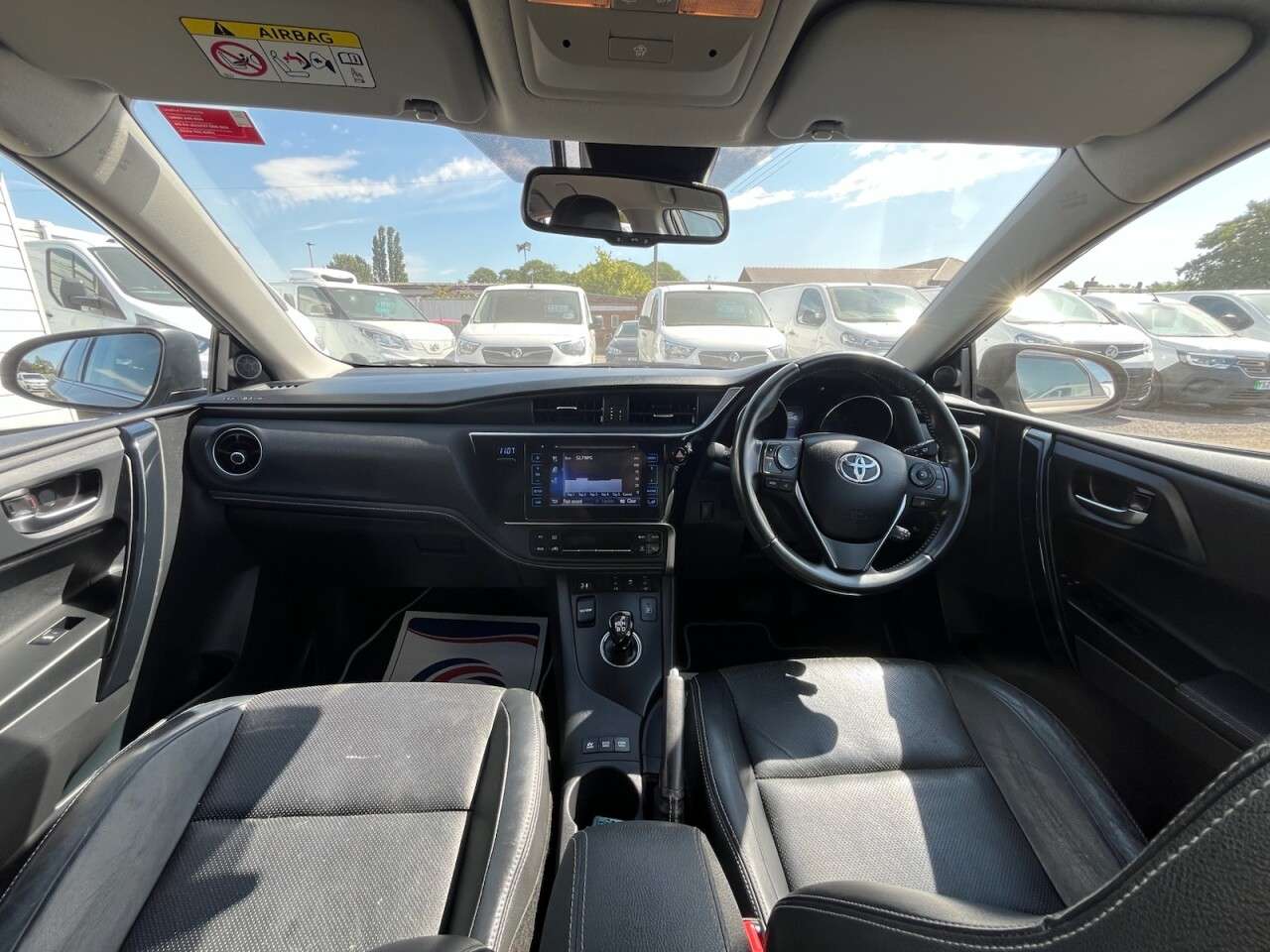 2018 TOYOTA AURIS 2018 TOYOTA AURIS