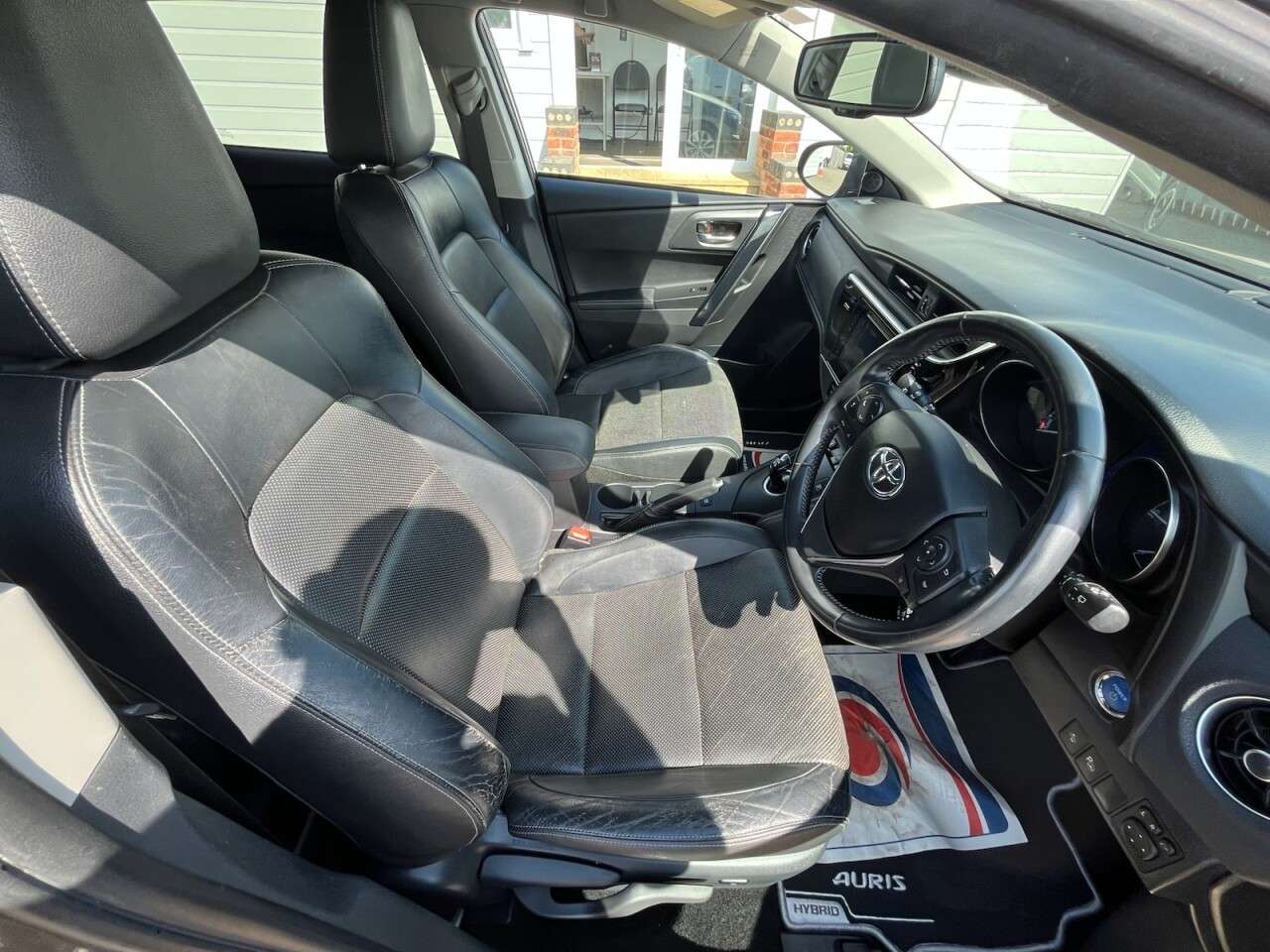 2018 TOYOTA AURIS 2018 TOYOTA AURIS