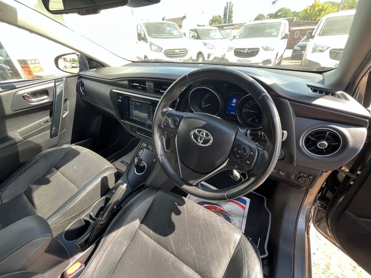 2018 TOYOTA AURIS 2018 TOYOTA AURIS