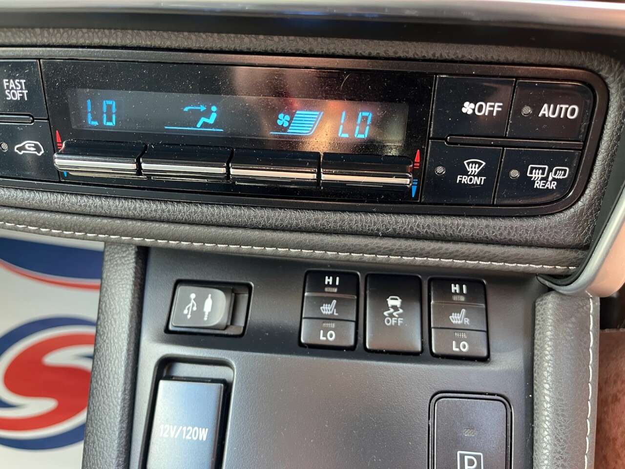 2018 TOYOTA AURIS 2018 TOYOTA AURIS