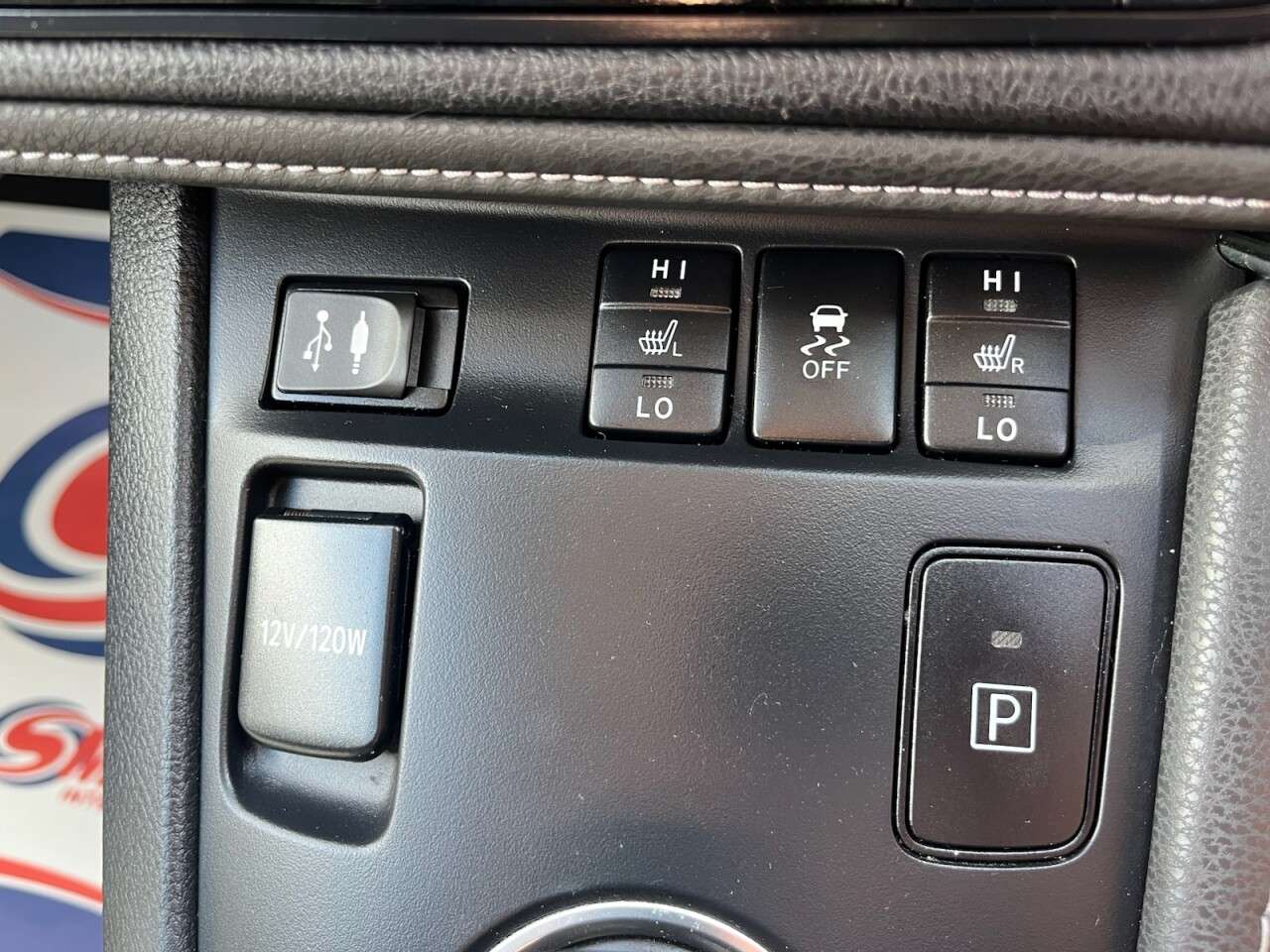 2018 TOYOTA AURIS 2018 TOYOTA AURIS