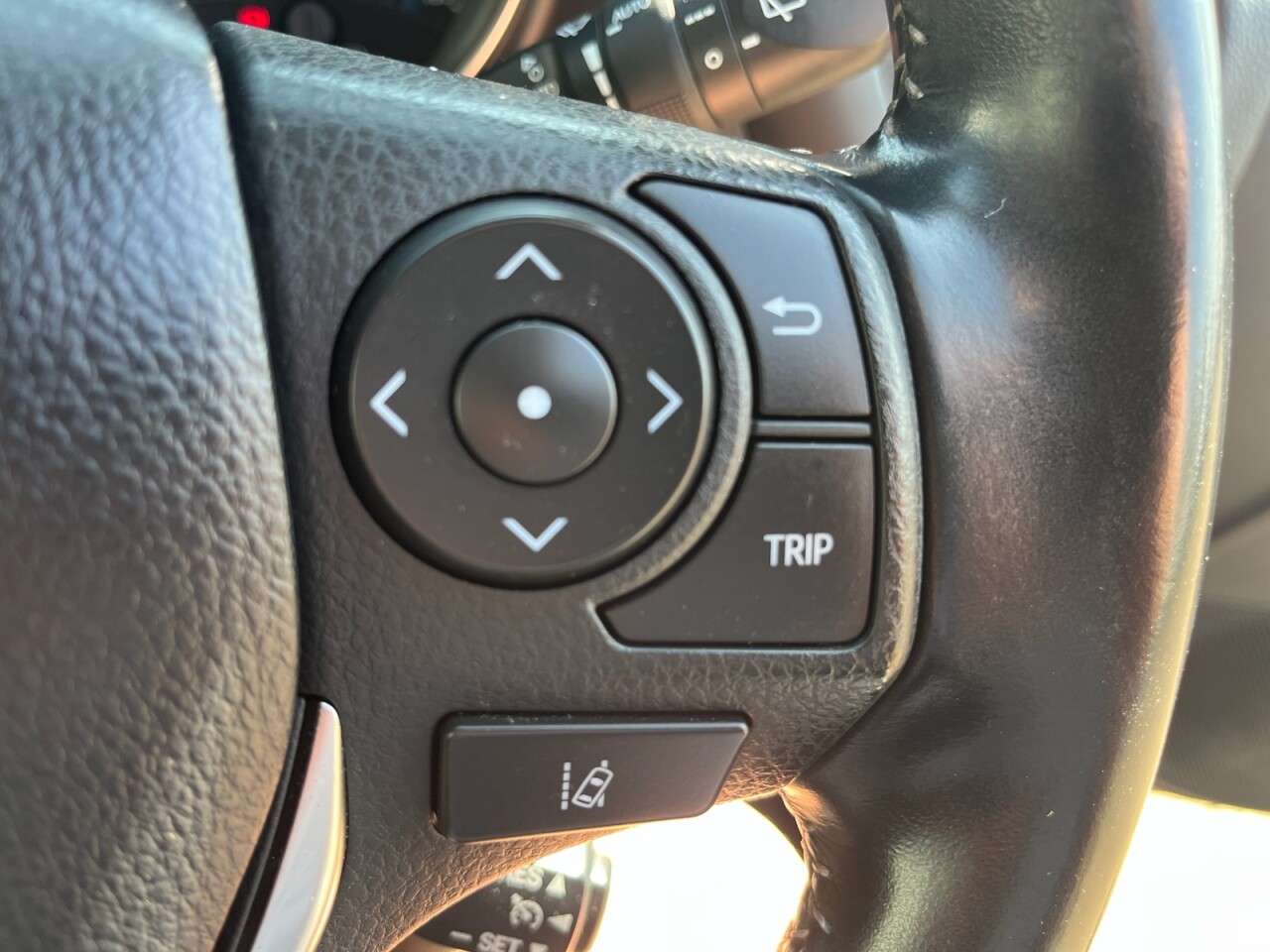 2018 TOYOTA AURIS 2018 TOYOTA AURIS