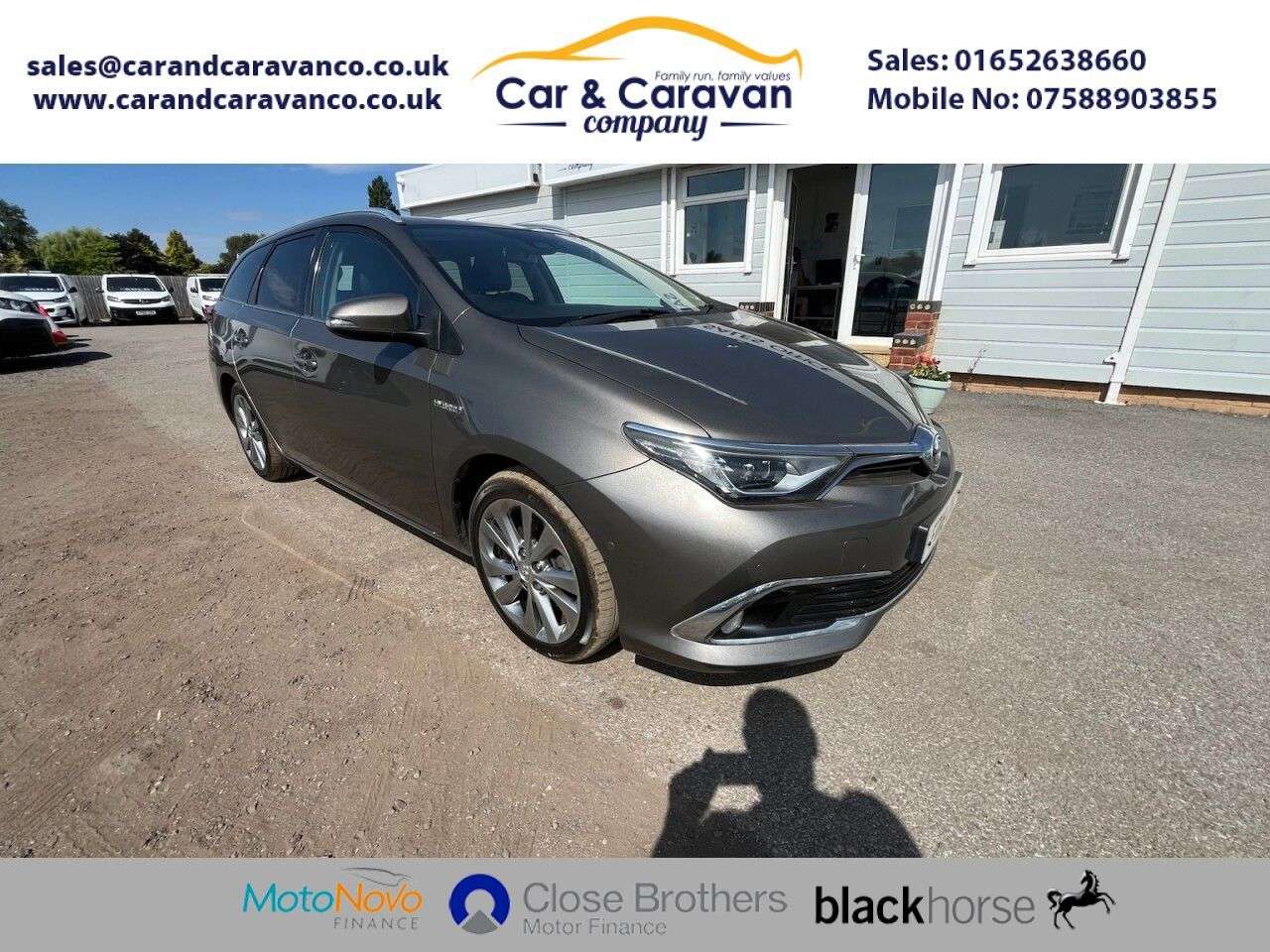 A 2018 TOYOTA AURIS 1.8 VVT-h Excel Touring Sports 5dr Petrol Hybrid CVT Euro 6 (s/s) (136 ps) A 2018 TOYOTA AURIS 1.8 VVT-h Excel Touring Sports 5dr Petrol Hybrid CVT Euro 6 (s/s) (136 ps)