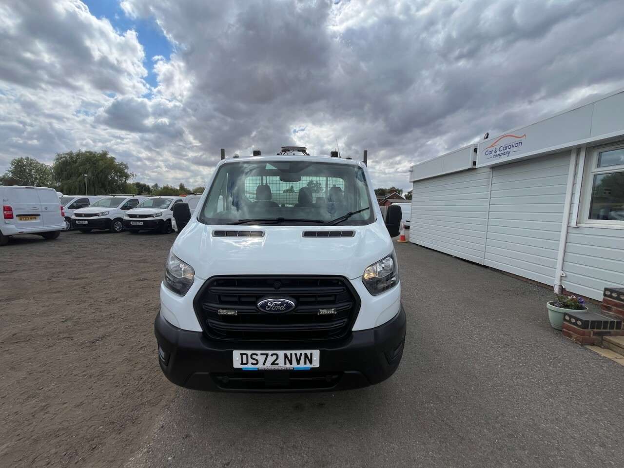 A 2022 FORD TRANSIT 2.0 350 EcoBlue HD Leader Drpside 2dr Diesel Manual RWD L4 Euro 6 (s/s) (DR A 2022 FORD TRANSIT 2.0 350 EcoBlue HD Leader Drpside 2dr Diesel Manual RWD L4 Euro 6 (s/s) (DR