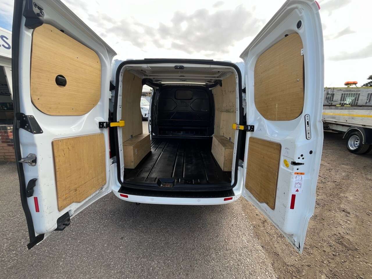 2023 FORD TRANSIT CUSTOM 2023 FORD TRANSIT CUSTOM