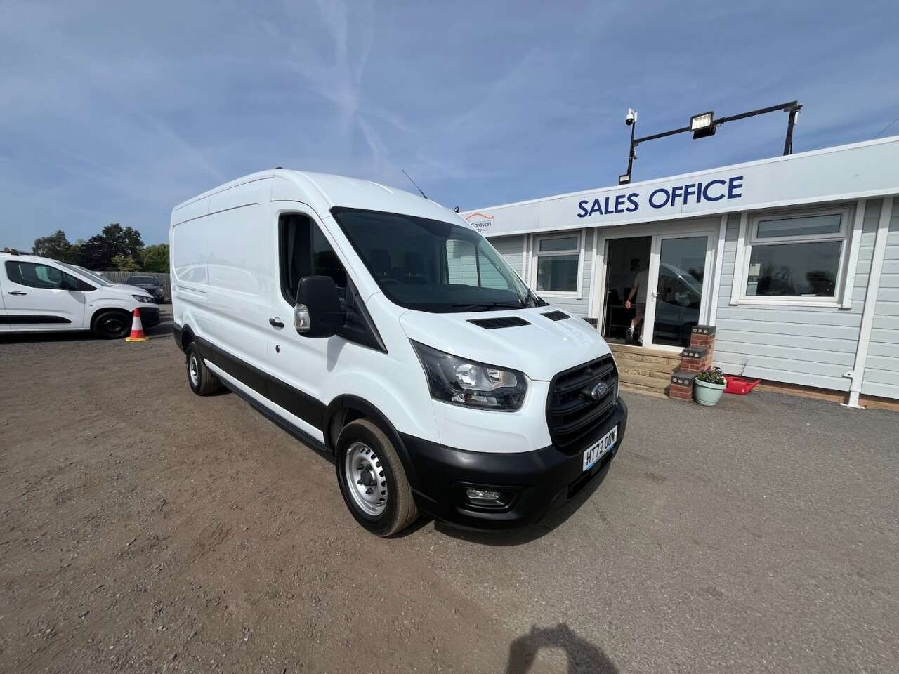 A 2023 FORD TRANSIT 2.0 350 EcoBlue Leader Panel Van 5dr Diesel Manual FWD L3 H2 Euro 6 (s/s) ( A 2023 FORD TRANSIT 2.0 350 EcoBlue Leader Panel Van 5dr Diesel Manual FWD L3 H2 Euro 6 (s/s) (