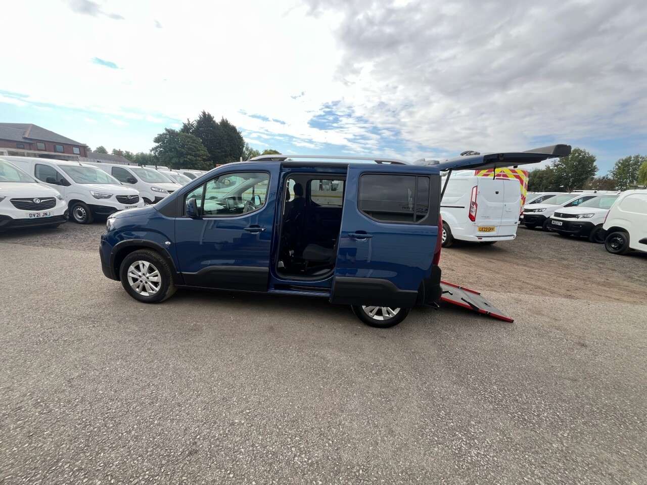 2021 PEUGEOT RIFTER 2021 PEUGEOT RIFTER
