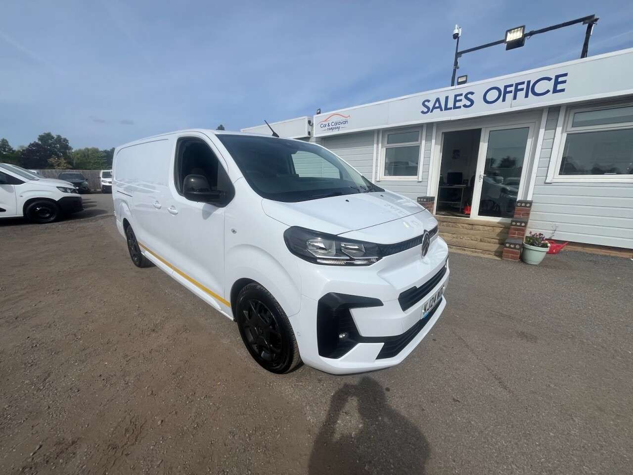A 2024 CITROEN DISPATCH 1.5 BlueHDi Driver XL Panel Van 6dr Diesel Manual LWB Euro 6 (s/s) (120 ps) A 2024 CITROEN DISPATCH 1.5 BlueHDi Driver XL Panel Van 6dr Diesel Manual LWB Euro 6 (s/s) (120 ps)
