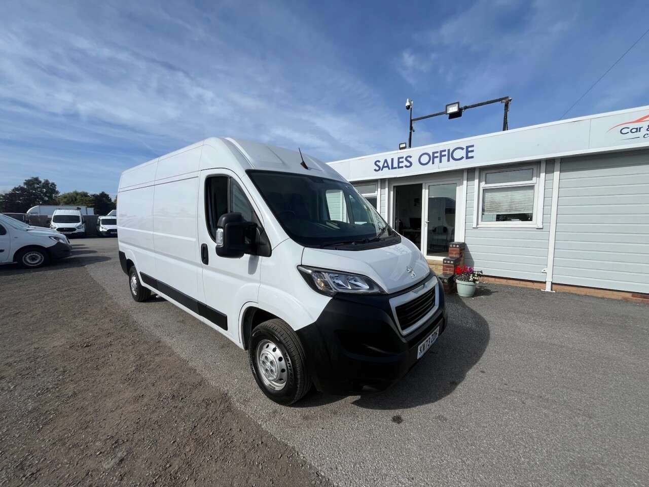 A 2023 PEUGEOT BOXER 2.2 BlueHDi 335 Professional Premium + Panel Van 5dr Diesel Manual L3 H2 Eu A 2023 PEUGEOT BOXER 2.2 BlueHDi 335 Professional Premium + Panel Van 5dr Diesel Manual L3 H2 Eu