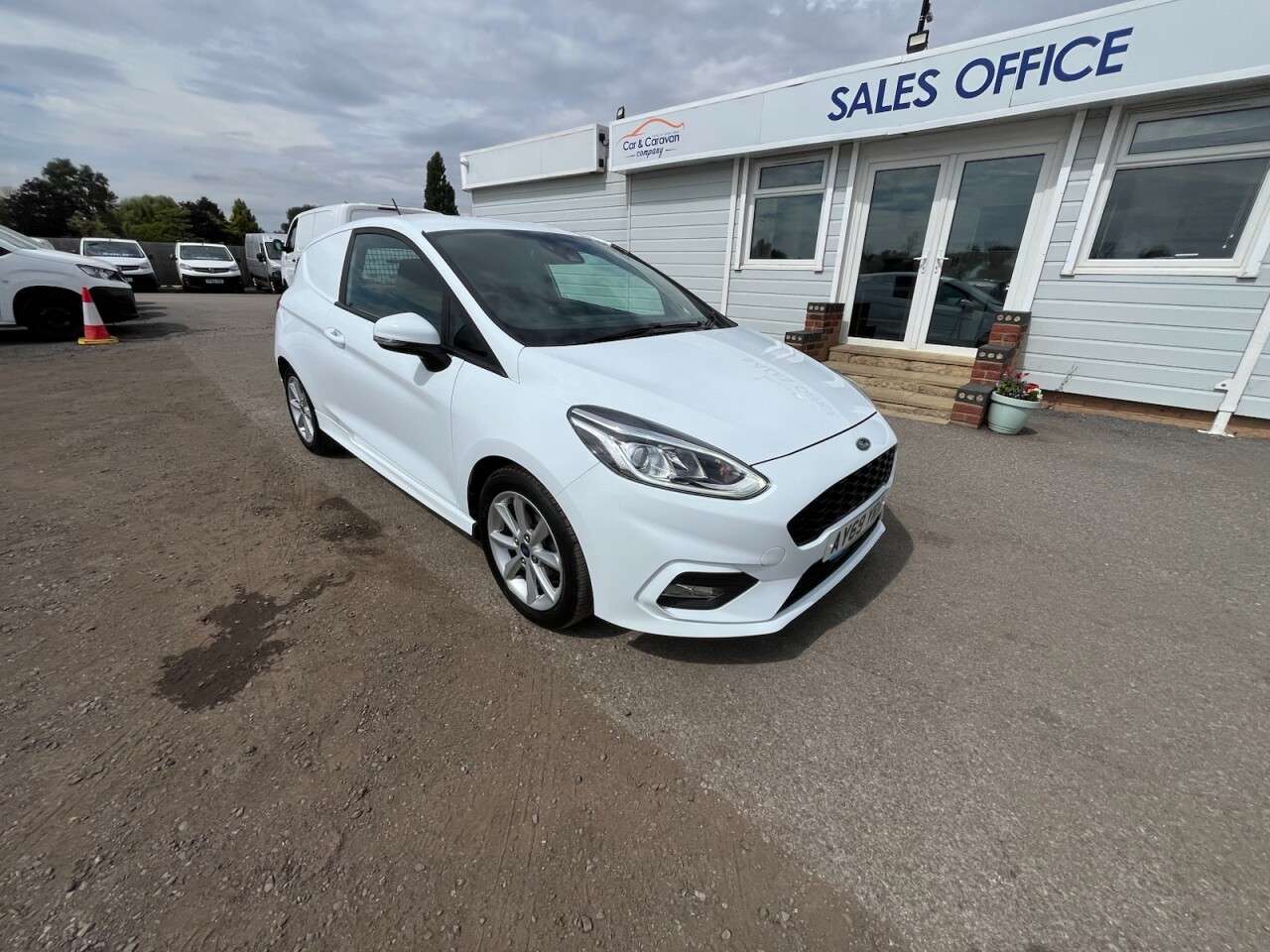 A 2019 FORD FIESTA VAN 1.5 TDCi Sport Car Derived Van 3dr Diesel Manual Euro 6 (s/s) (85 ps) * FIN A 2019 FORD FIESTA VAN 1.5 TDCi Sport Car Derived Van 3dr Diesel Manual Euro 6 (s/s) (85 ps) * FIN