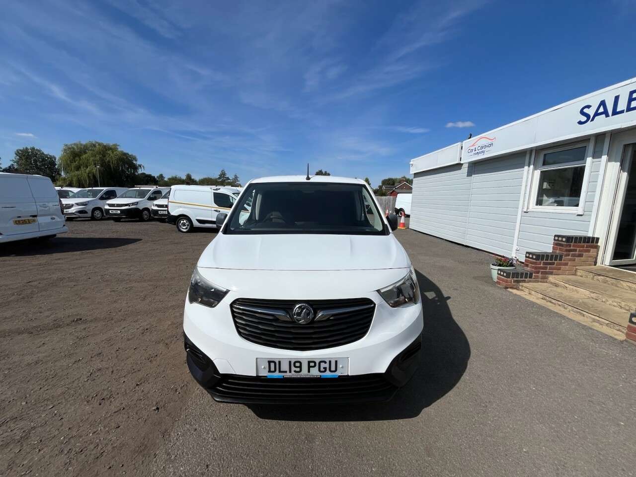 A 2019 VAUXHALL COMBO 1.6 Turbo D 2300 Edition Panel Van 6dr Diesel Manual L2 H1 Euro 6 (s/s) (10 A 2019 VAUXHALL COMBO 1.6 Turbo D 2300 Edition Panel Van 6dr Diesel Manual L2 H1 Euro 6 (s/s) (10