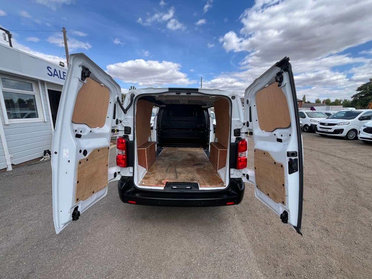 2023 VAUXHALL VIVARO 2023 VAUXHALL VIVARO