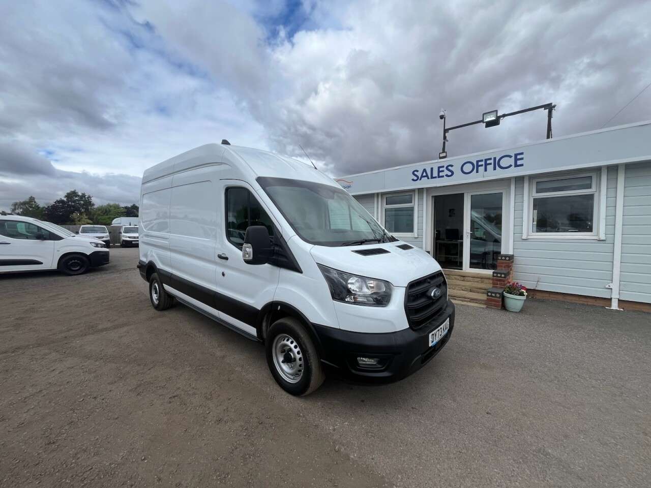 A 2023 FORD TRANSIT 2.0 350 EcoBlue Leader Panel Van 5dr Diesel Manual RWD L3 H3 Euro 6 (s/s) ( A 2023 FORD TRANSIT 2.0 350 EcoBlue Leader Panel Van 5dr Diesel Manual RWD L3 H3 Euro 6 (s/s) (