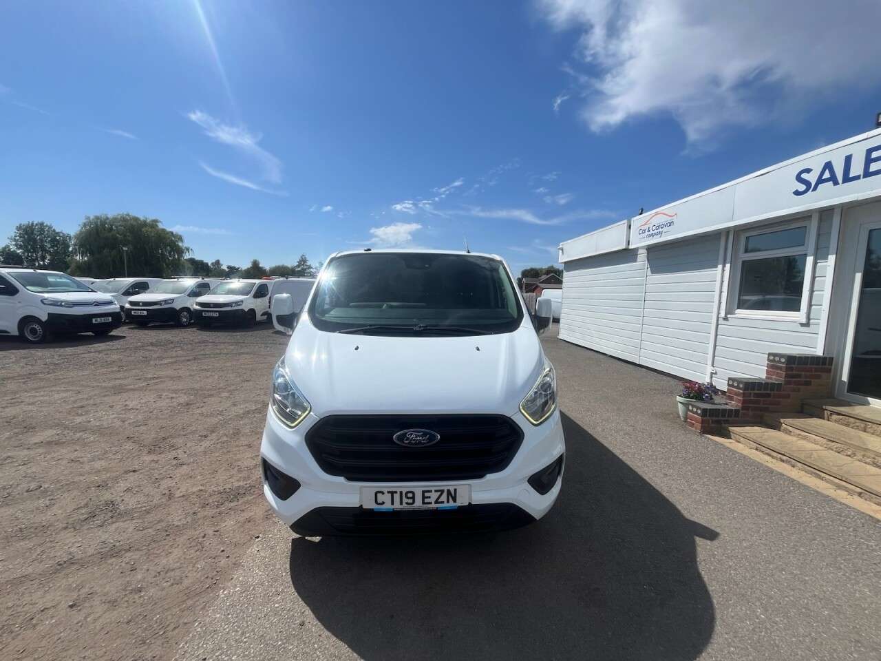 A 2019 FORD TRANSIT CUSTOM 2.0 300 EcoBlue Trend Panel Van 5dr Diesel Manual L2 H1 Euro 6 (s/s) (105 p A 2019 FORD TRANSIT CUSTOM 2.0 300 EcoBlue Trend Panel Van 5dr Diesel Manual L2 H1 Euro 6 (s/s) (105 p