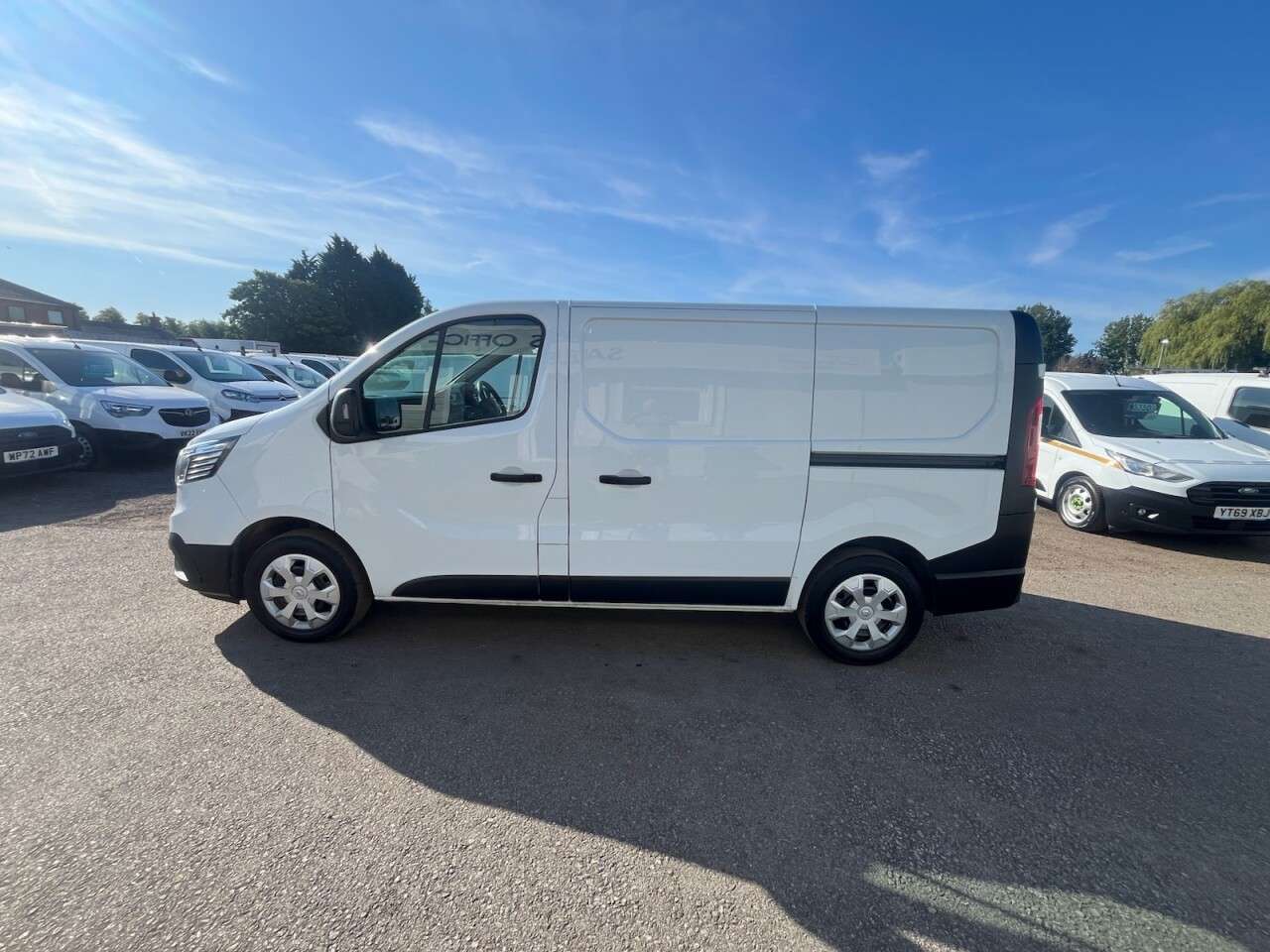 2023 RENAULT TRAFIC 2023 RENAULT TRAFIC