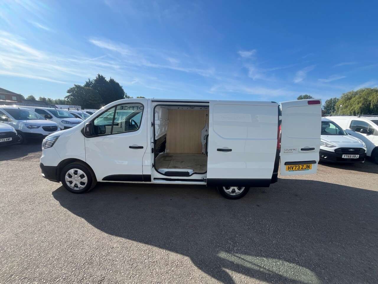 2023 RENAULT TRAFIC 2023 RENAULT TRAFIC