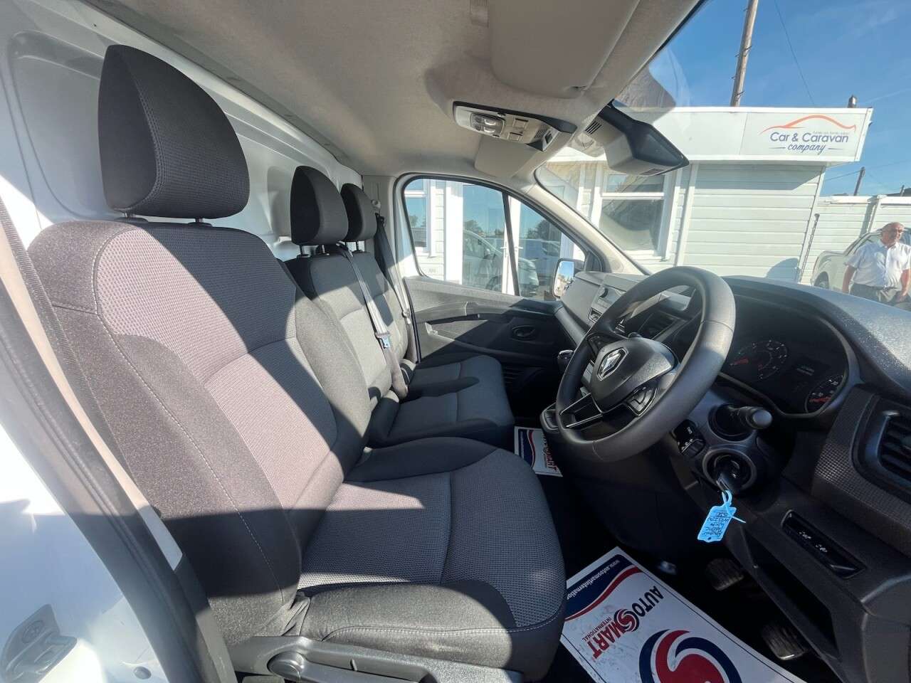 2023 RENAULT TRAFIC 2023 RENAULT TRAFIC