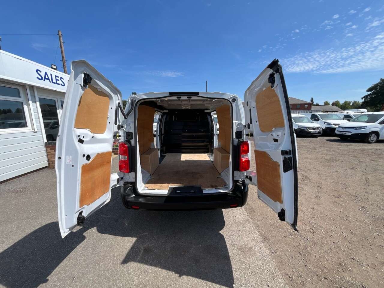 2023 VAUXHALL VIVARO 2023 VAUXHALL VIVARO